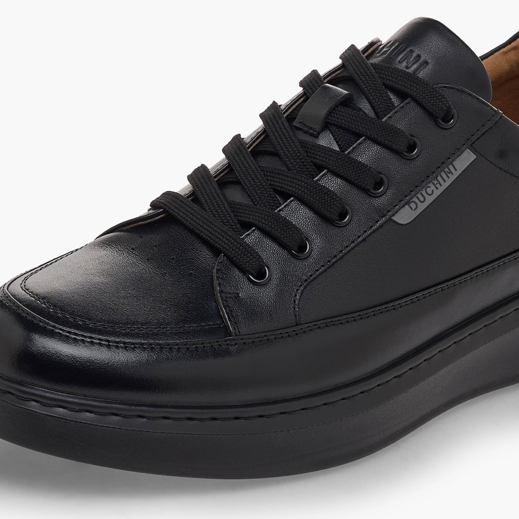 حذاء سنيكرز جلد برباط إغلاق للرجال من دوتشيني-men-shoes-sneakers-image-7