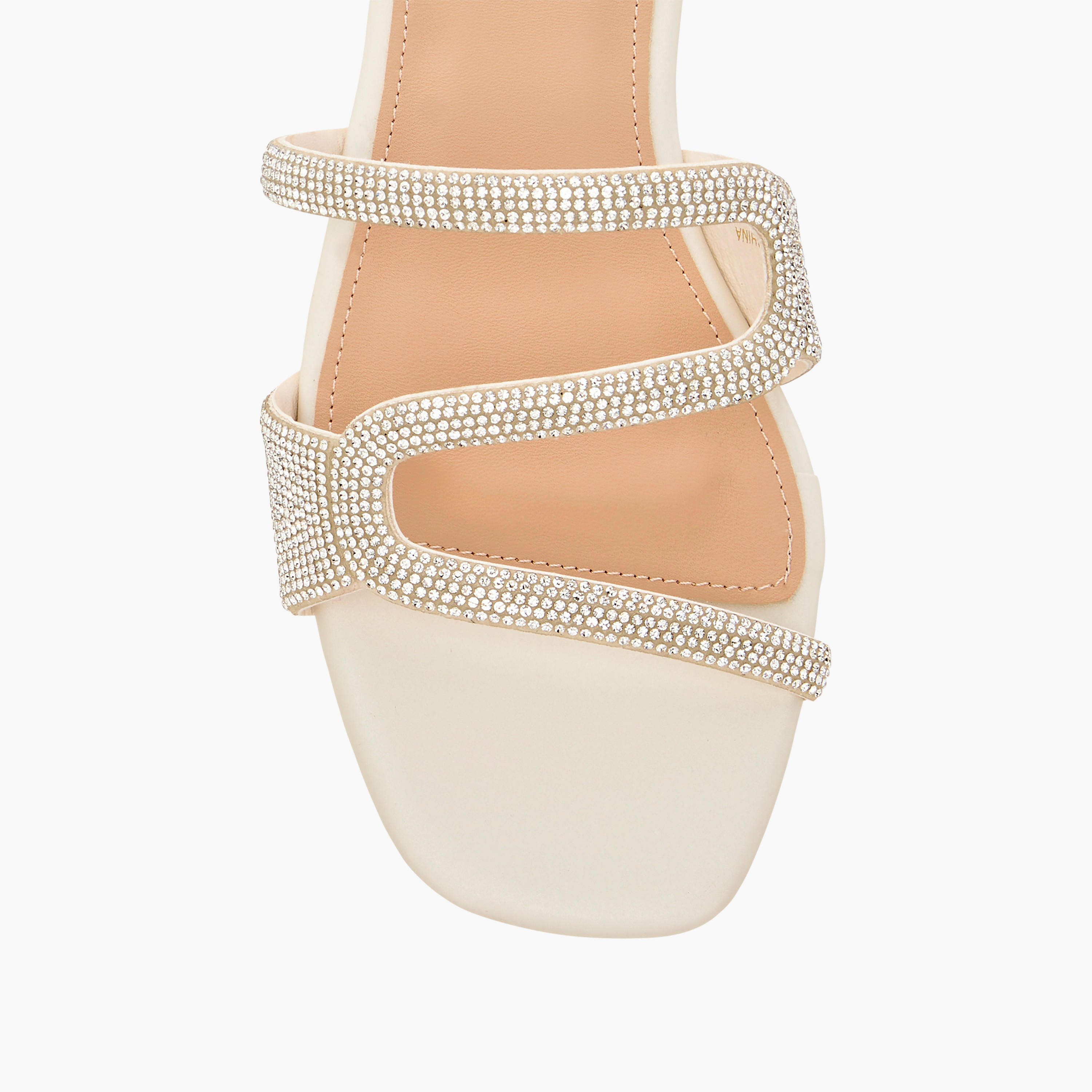 صندل مزين سهل الارتداء من فلورا بيلا-women-shoes-flats-sandals-image-4