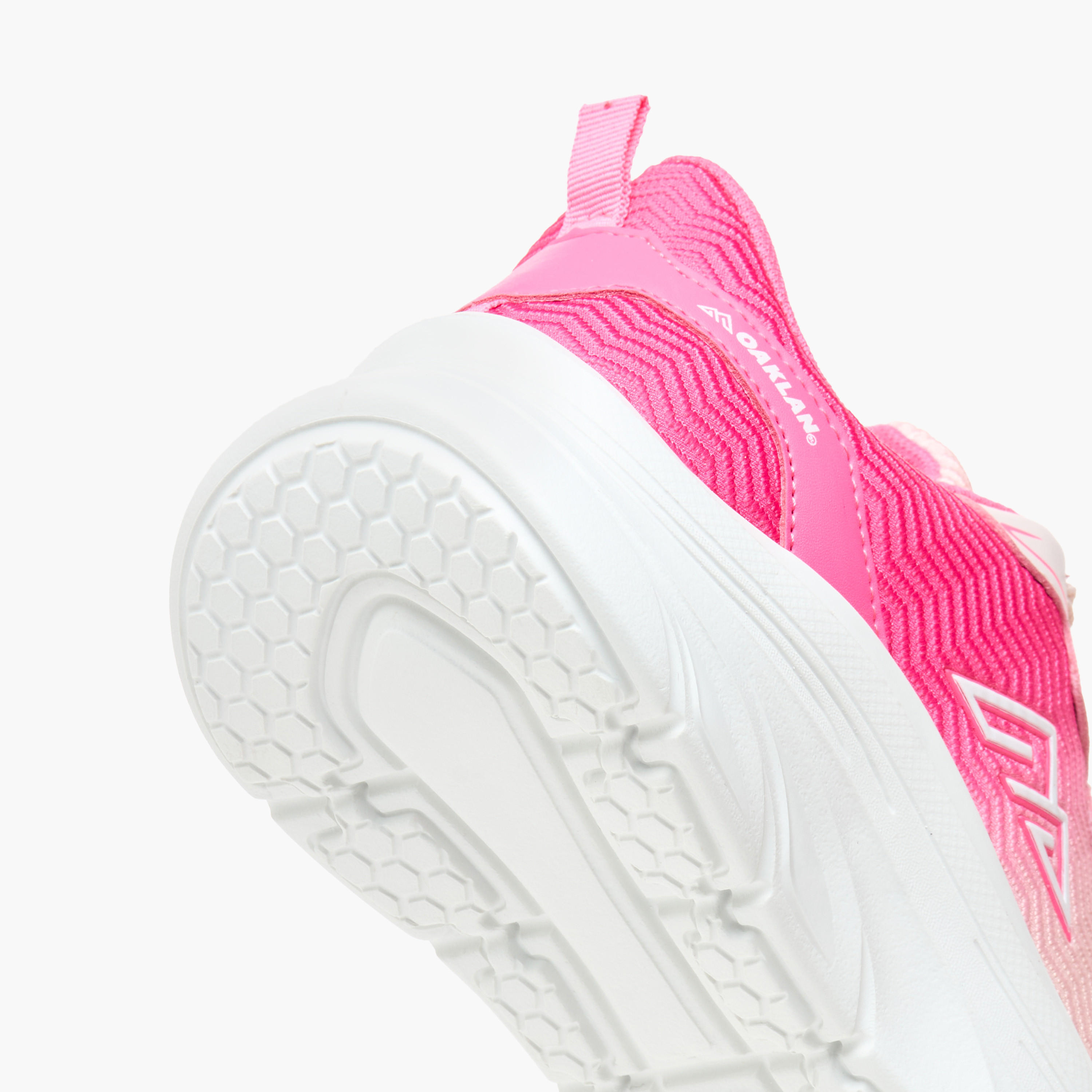 حذاء أومبري برباط إغلاق من أوكلان من شو إكسبريس-women-shoes-sneakers-image-15