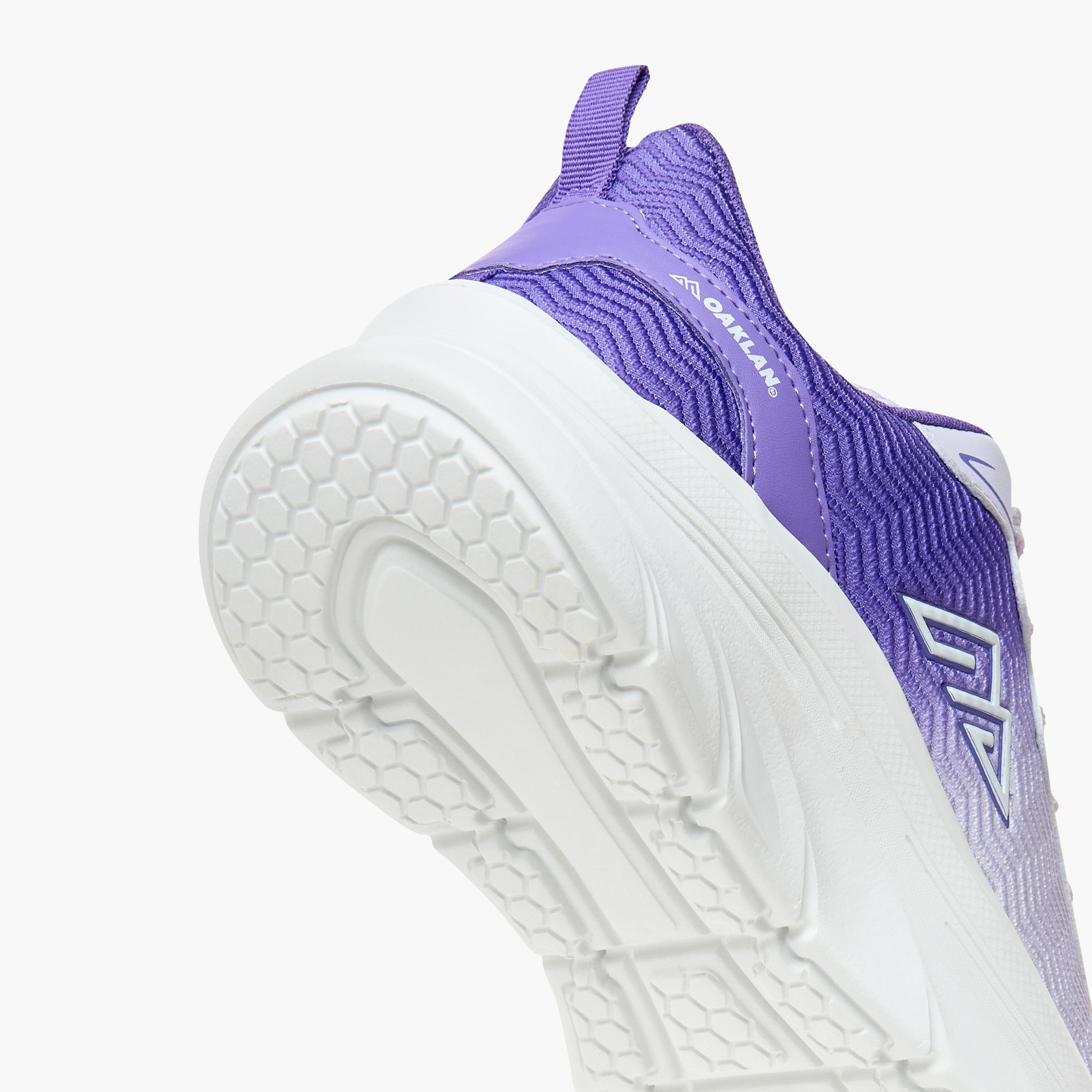 حذاء أومبري برباط إغلاق من أوكلان من شو إكسبريس-women-shoes-sneakers-image-10