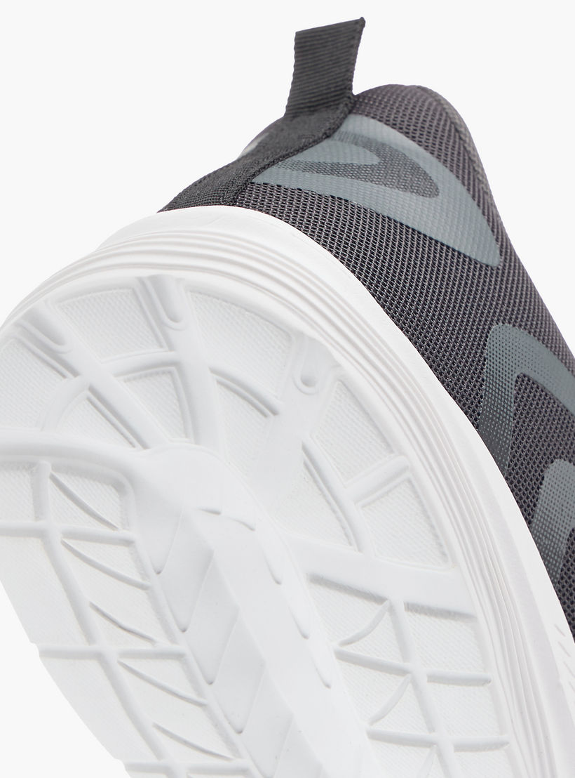 Oaklan by Shoexpress Logo Print Sports Shoes with Lace-up Closure-sports-men-shoes-image-5