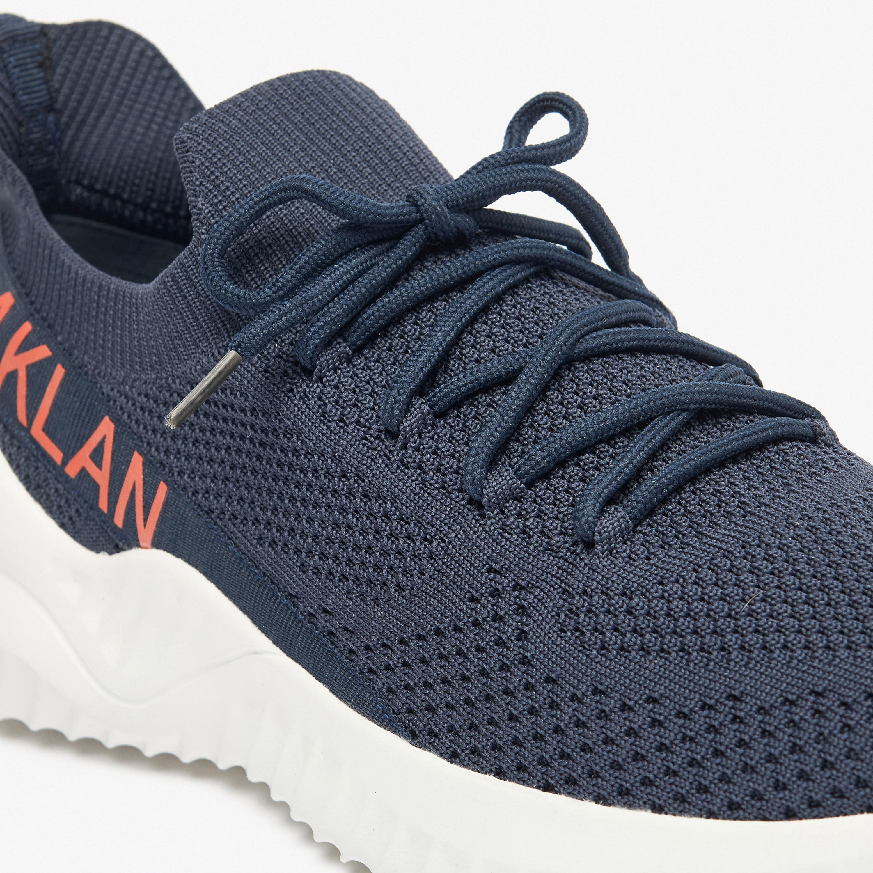 حذاء رياضي سهل الارتداء بطبعات شعار مع ألسنة سحب من أوكلاند من شو إكسبريس-sports-men-shoes-image-10