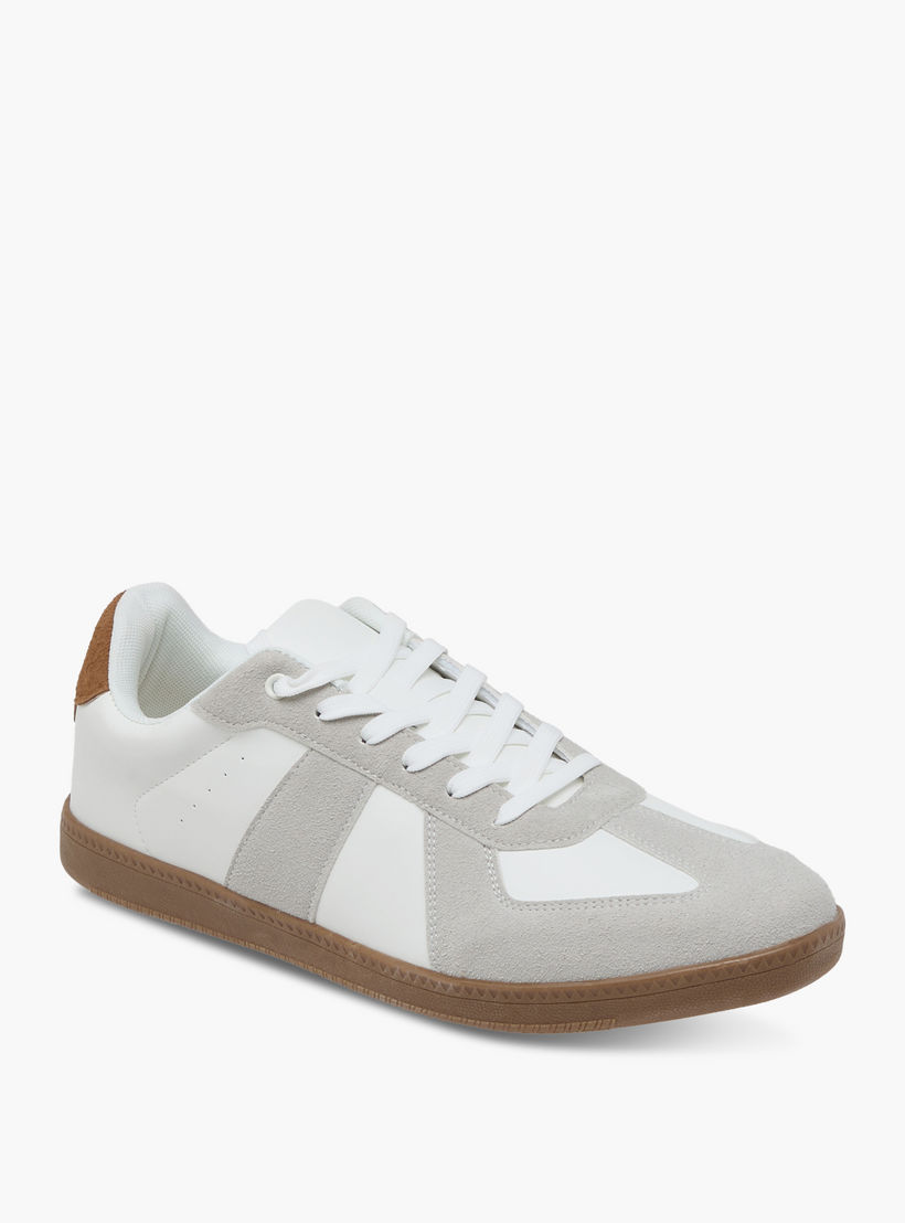 حذاء سنيكرز برباط إغلاق وألواح للرجال من أل بي أل من شو إكسبريس-men-shoes-sneakers-image-2