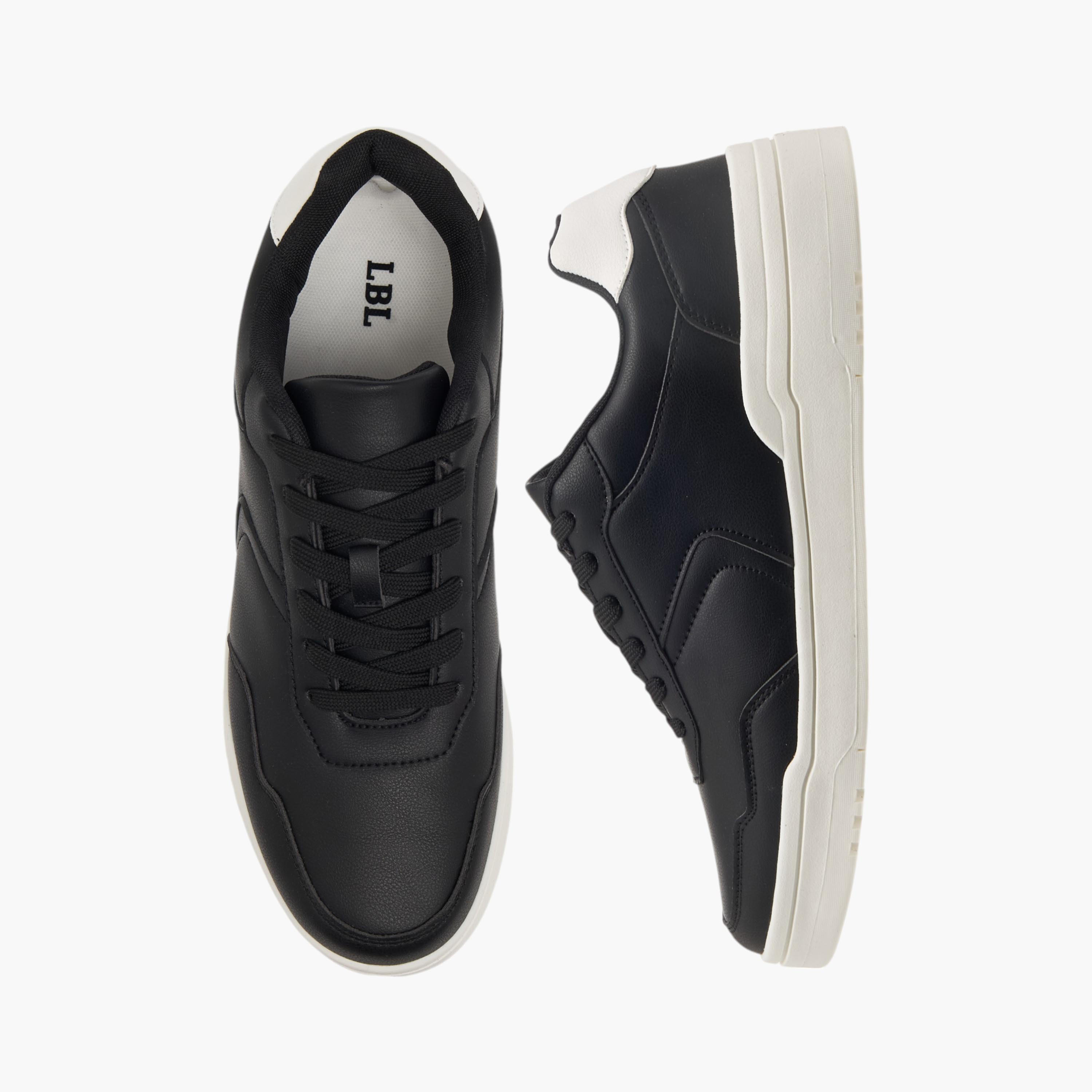 حذاء سنيكرز بألواح ورباط إغلاق من أل بي أل من أكسبريس-men-shoes-sneakers-image-1