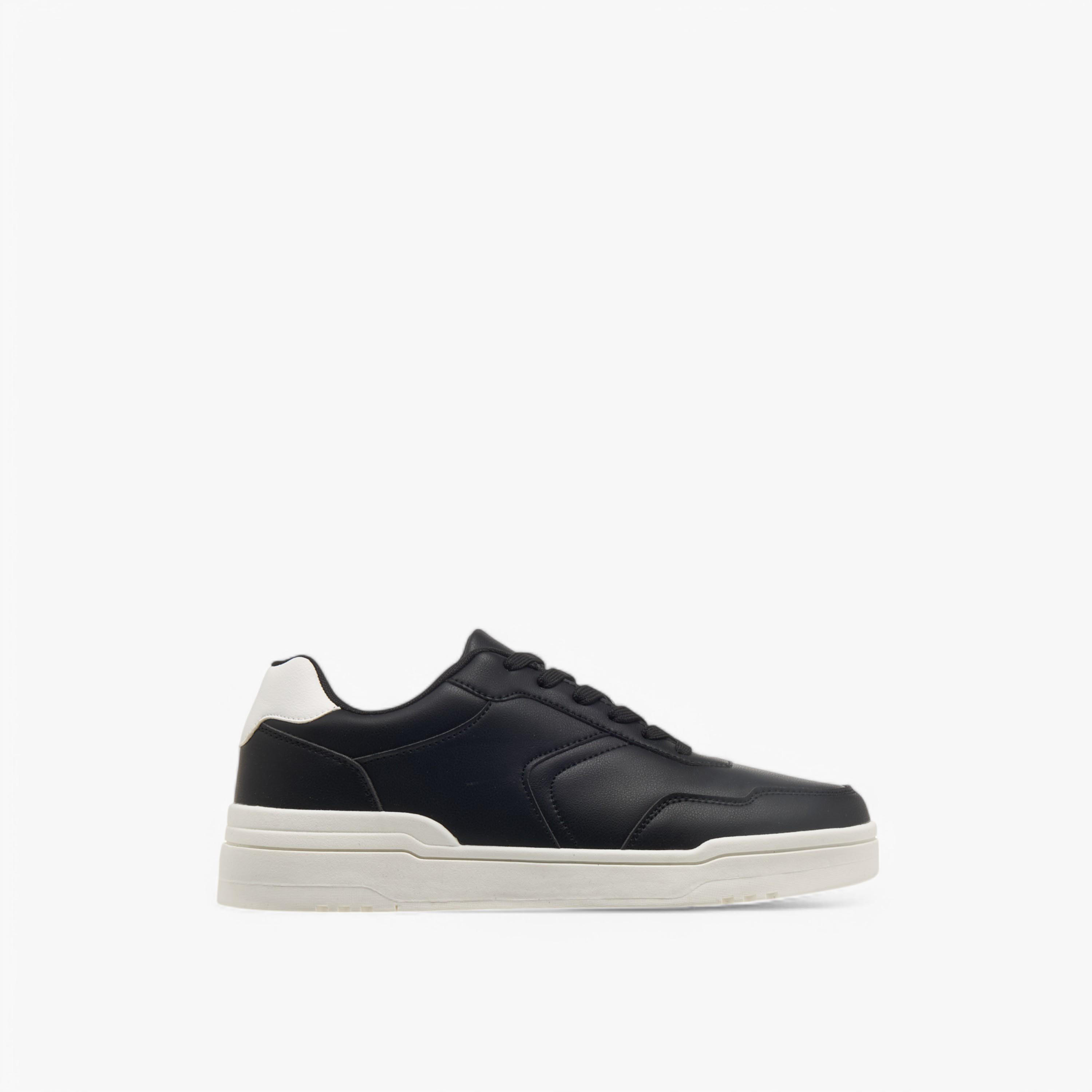 حذاء سنيكرز بألواح ورباط إغلاق من أل بي أل من أكسبريس-men-shoes-sneakers-image-3