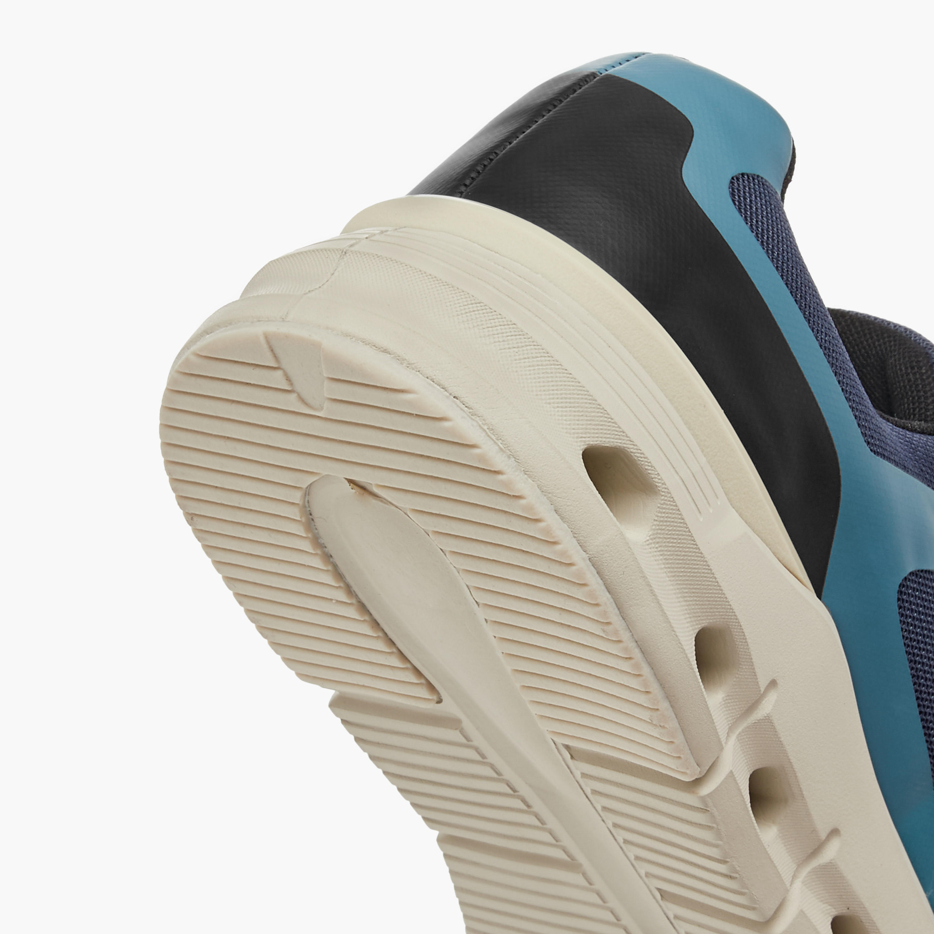 Oaklan by Shoexpress Mesh Panelled Sports Shoes with Lace-Up Closure-sports-men-shoes-image-5
