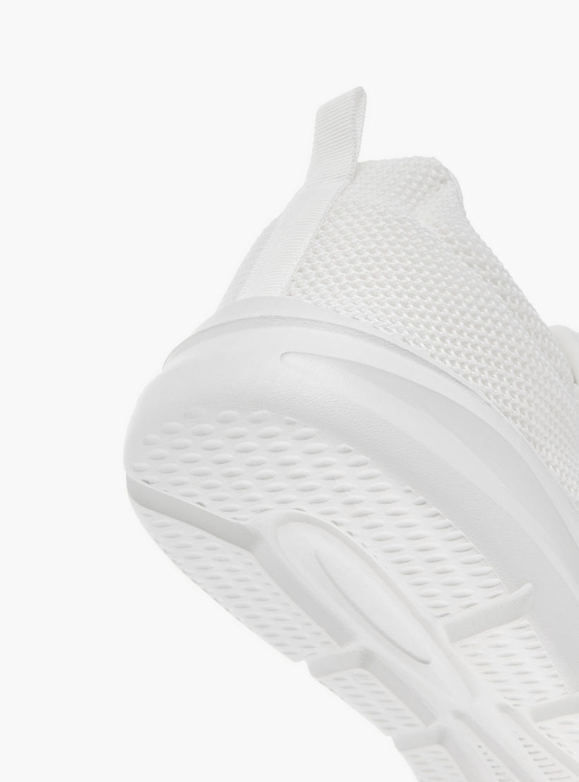 حذاء سنيكرز شبكي سهل الارتداء بألسنة سحب من أوكلان من شو إكسبرس-men-shoes-sneakers-image-5