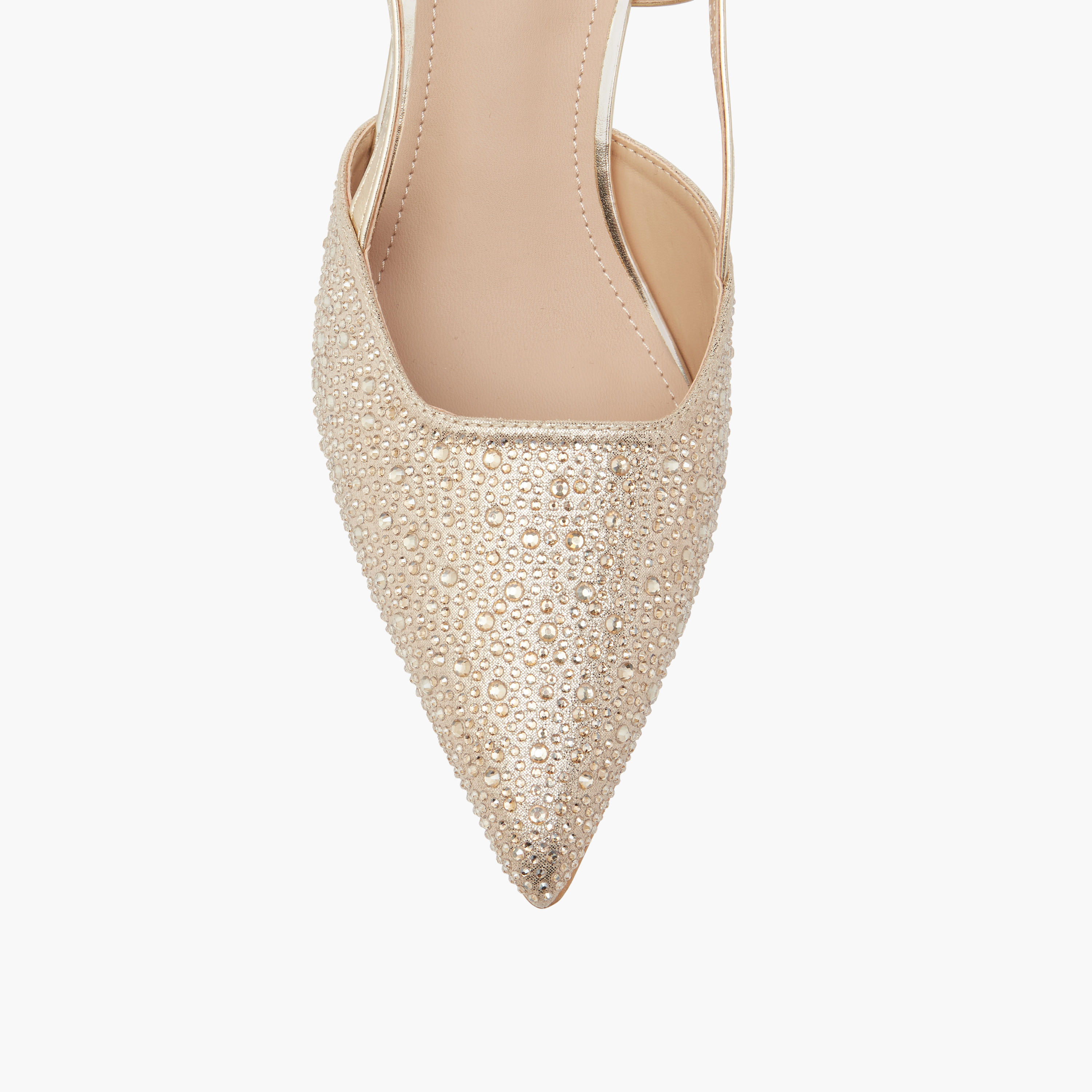 حذاء مزيّن بكعب واسع وحزام خلفي وإبزيم إغلاق من فلورا بيلا-women-shoes-heels-image-4
