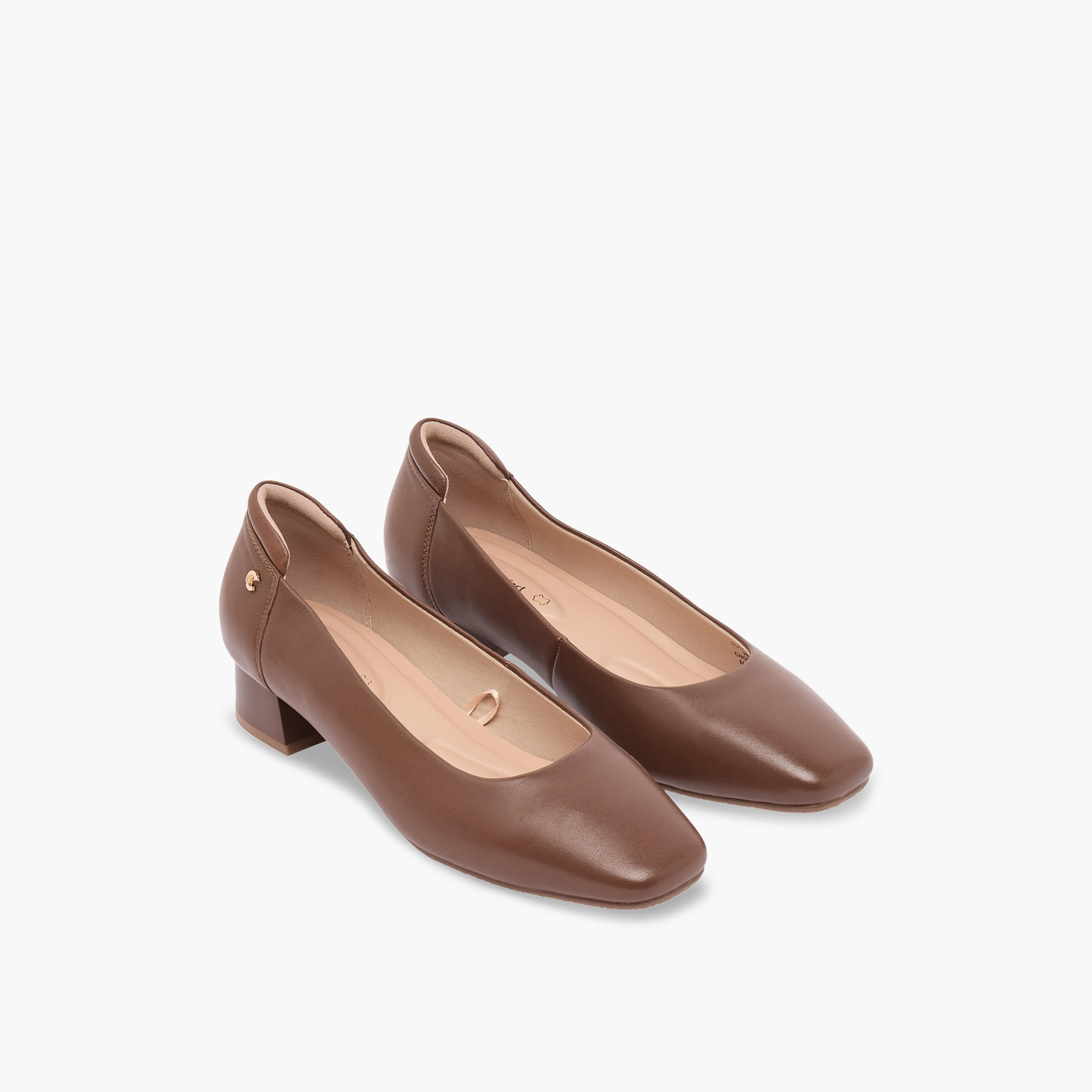حذاء جلد سهل الارتداء سادة بكعب سميك من لو كونفورت -women-shoes-heels-image-1