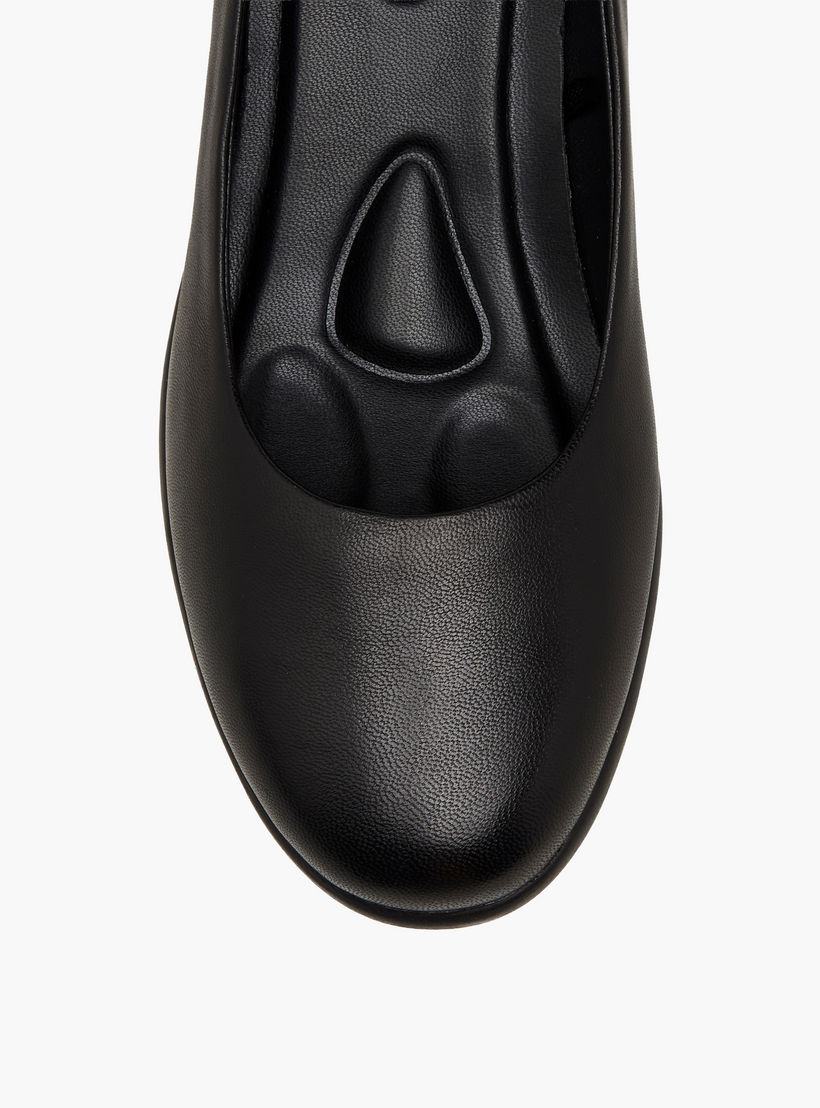 Le Confort Women Leather Block Heel Shoes-women-shoes-sandals-heeled-image-4