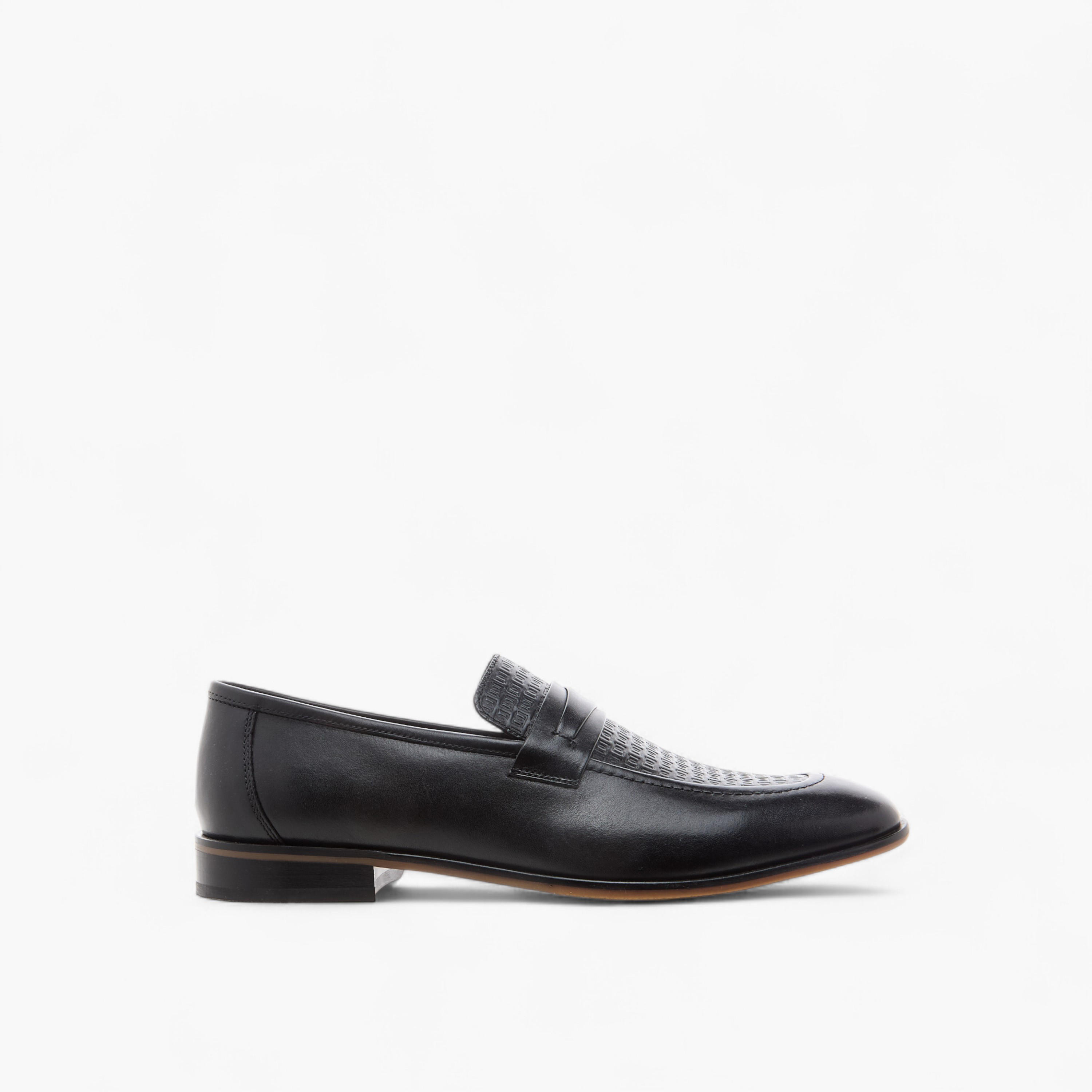 Duchini Men's Textured Slip-On Loafers-men-shoes-loafersandmoccasins-image-3