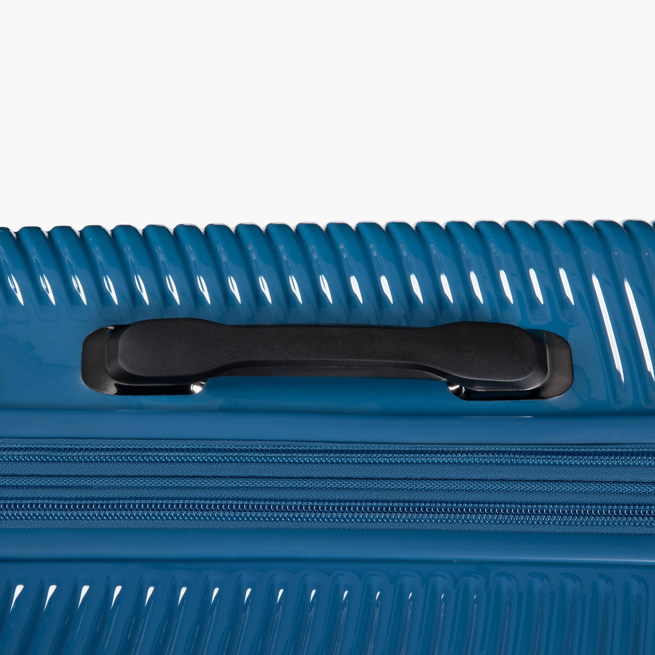 IT Textured Hardcase Luggage Trolley with Retractable Handle - 24 inches Check-In Bag-travel-luggagesandbags-luggage-image-4