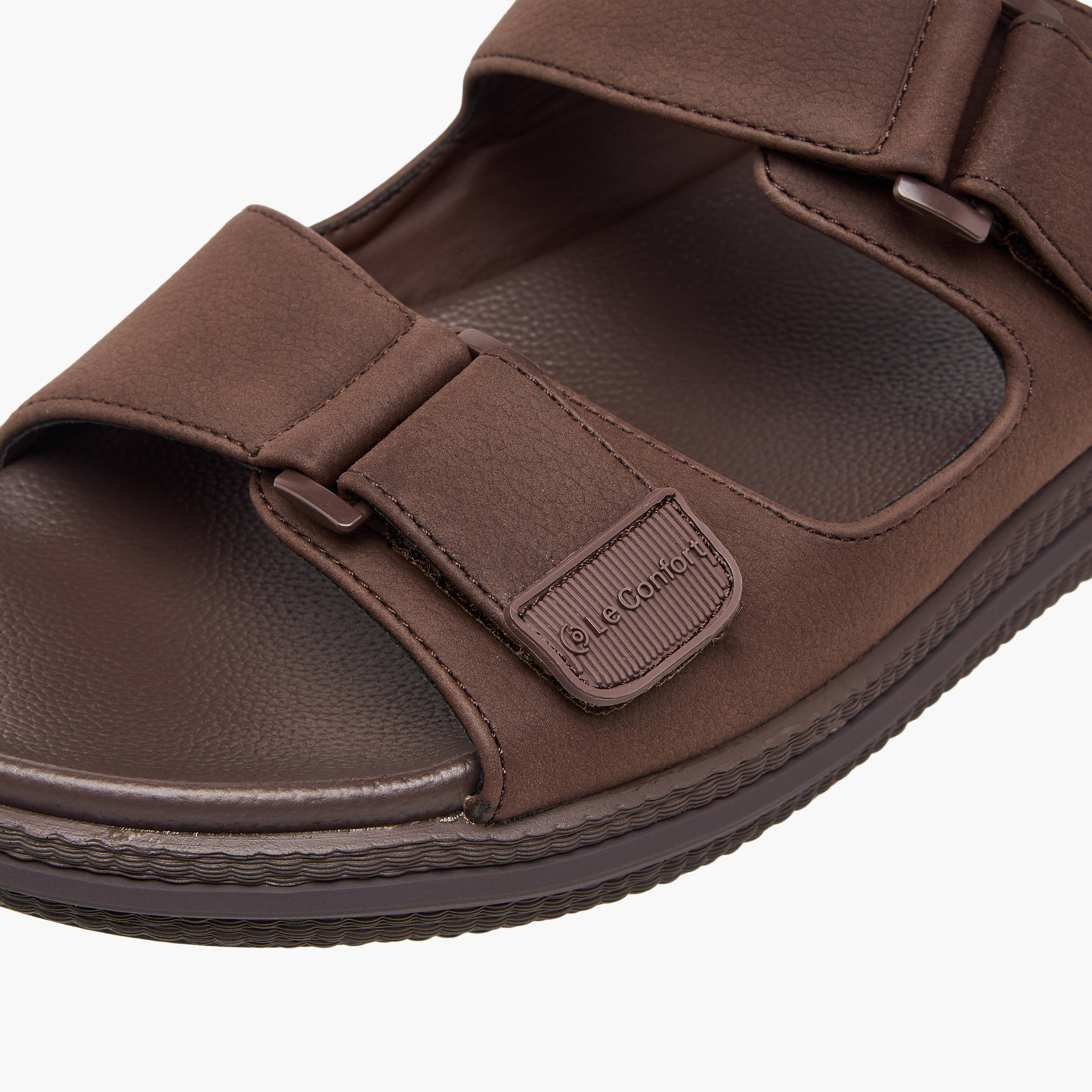 صندل مريح سهل الارتداء بارز الملمس من لو كونفرت-men-shoes-sandals-image-4