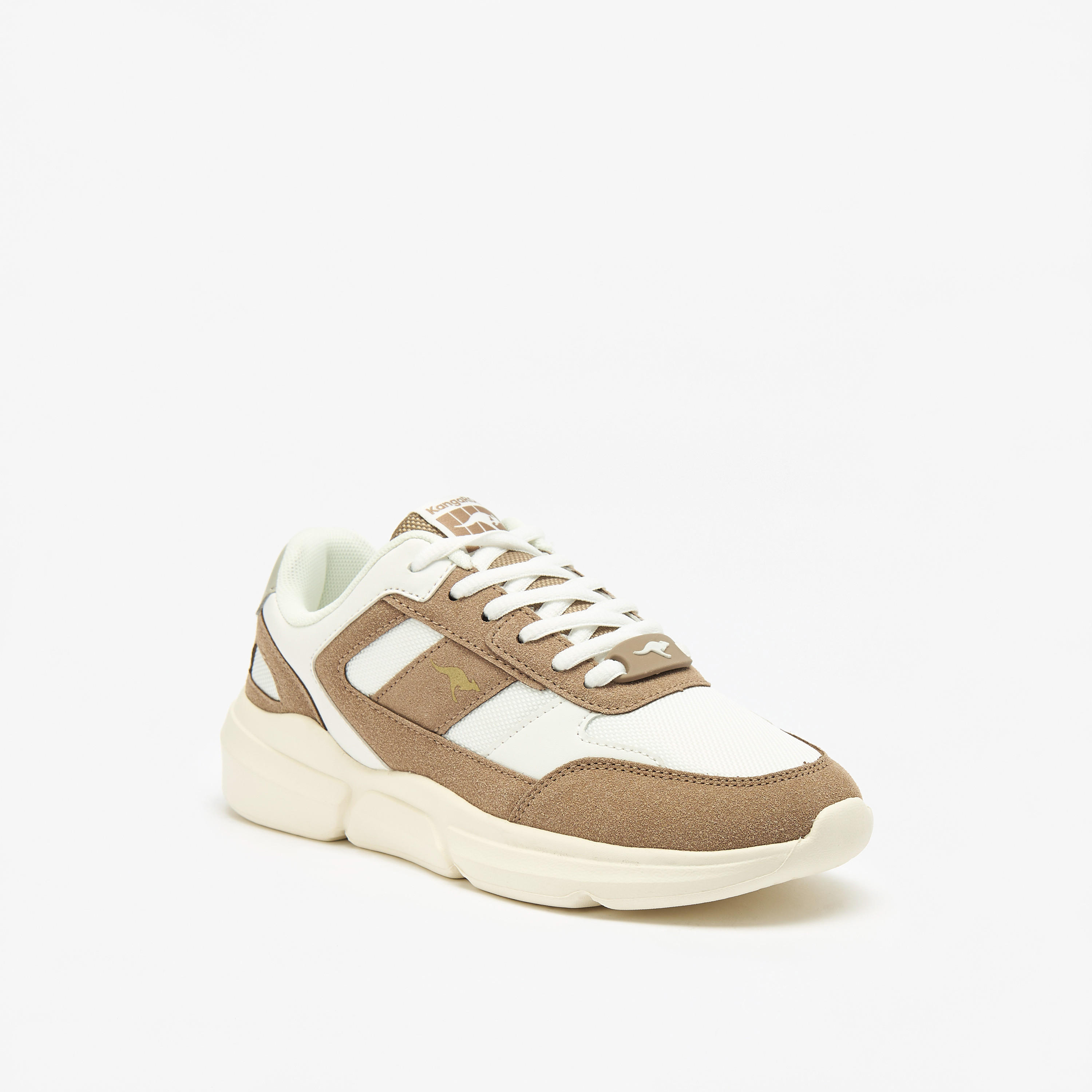 حذاء رياضي بتصميم ألواح ورباط إغلاق للنساء من كانجاروز-women-shoes-sneakers-image-1