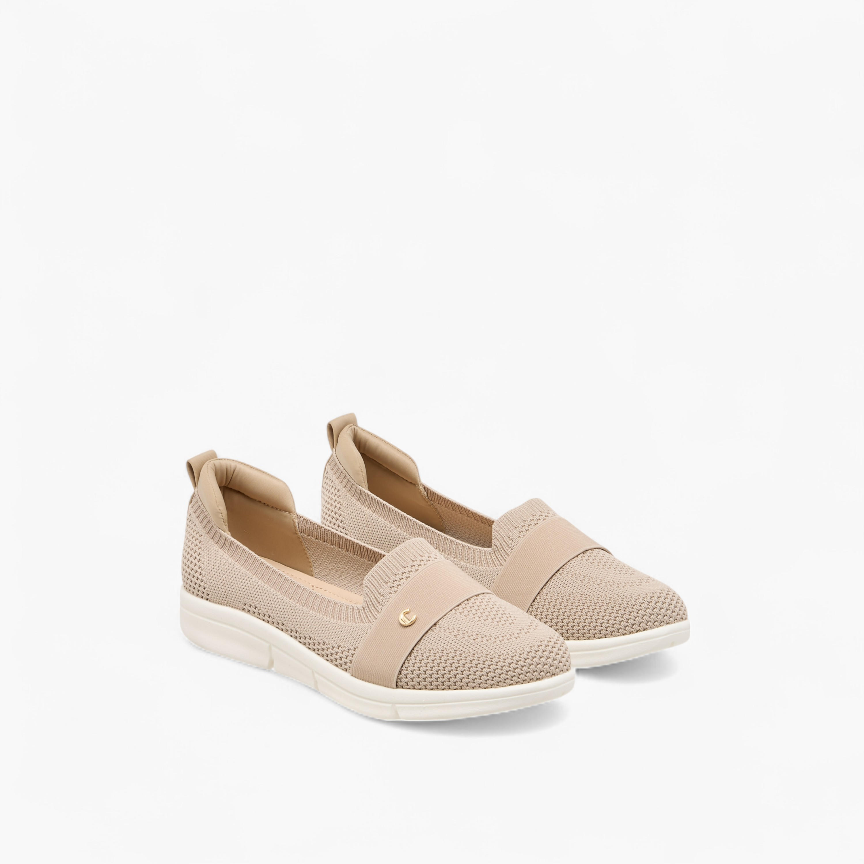 Le Confort Women Textured Slip-On Sneakers-women-shoes-sneakers-image-1