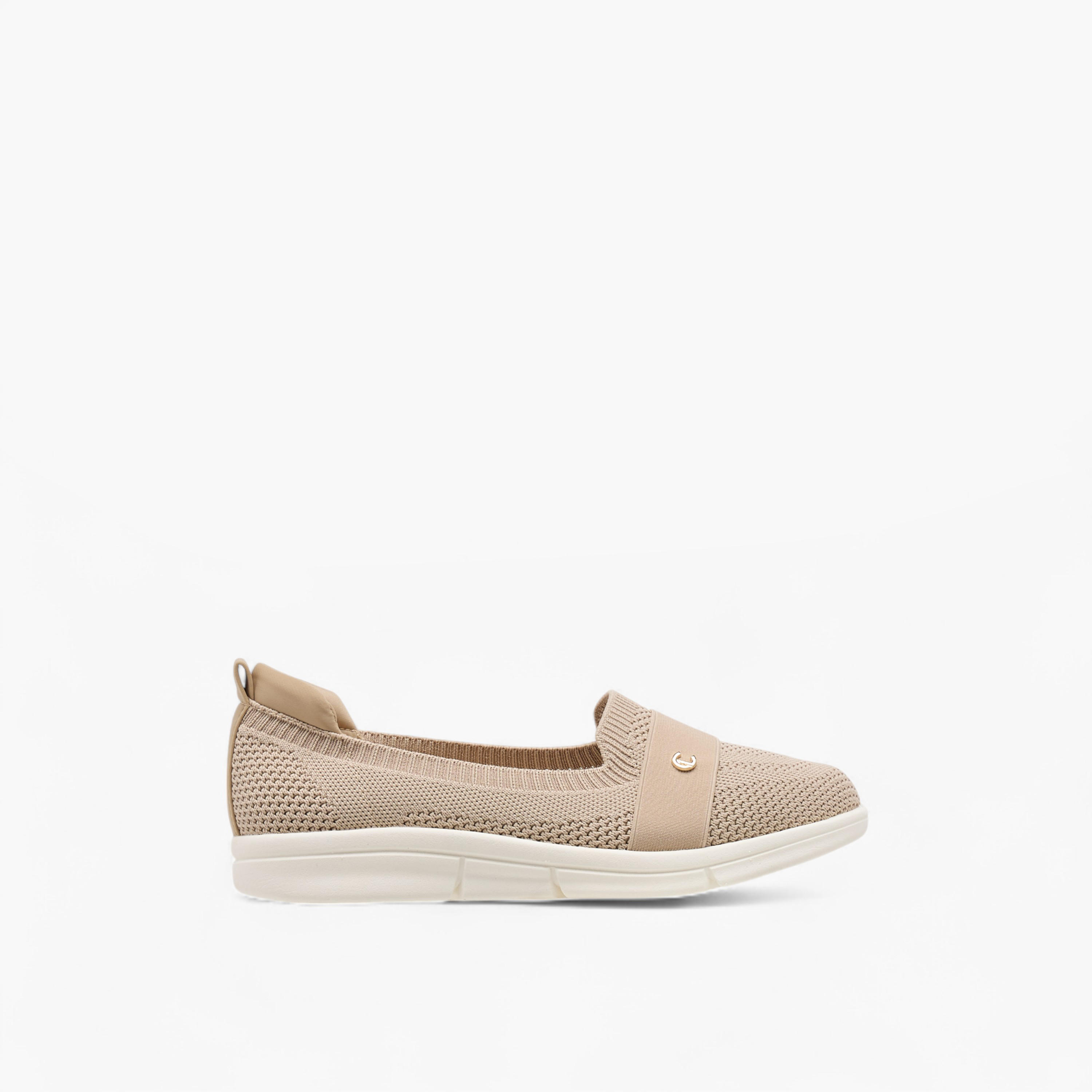 Le Confort Women Textured Slip-On Sneakers-women-shoes-sneakers-image-3