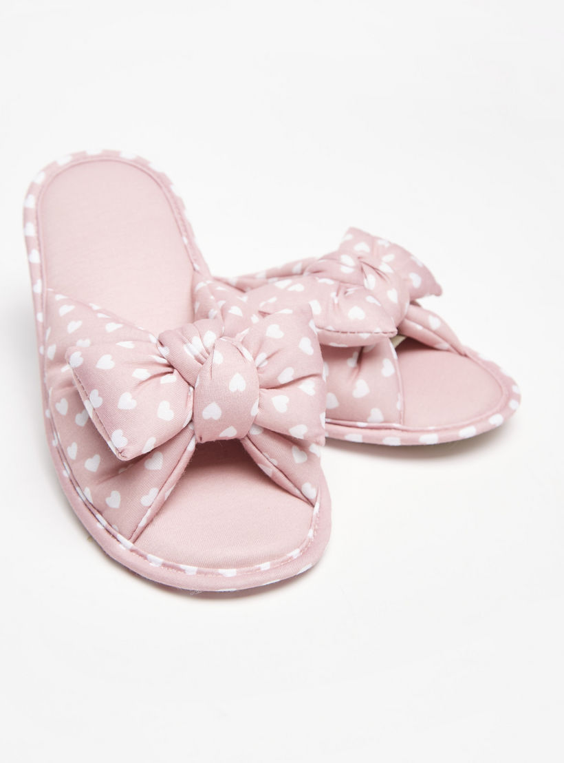 شبشب غرفة نوم بحزام متقاطع وتفاصيل مخملية وطبعات قلب-women-shoes-bedroomslippers-image-4