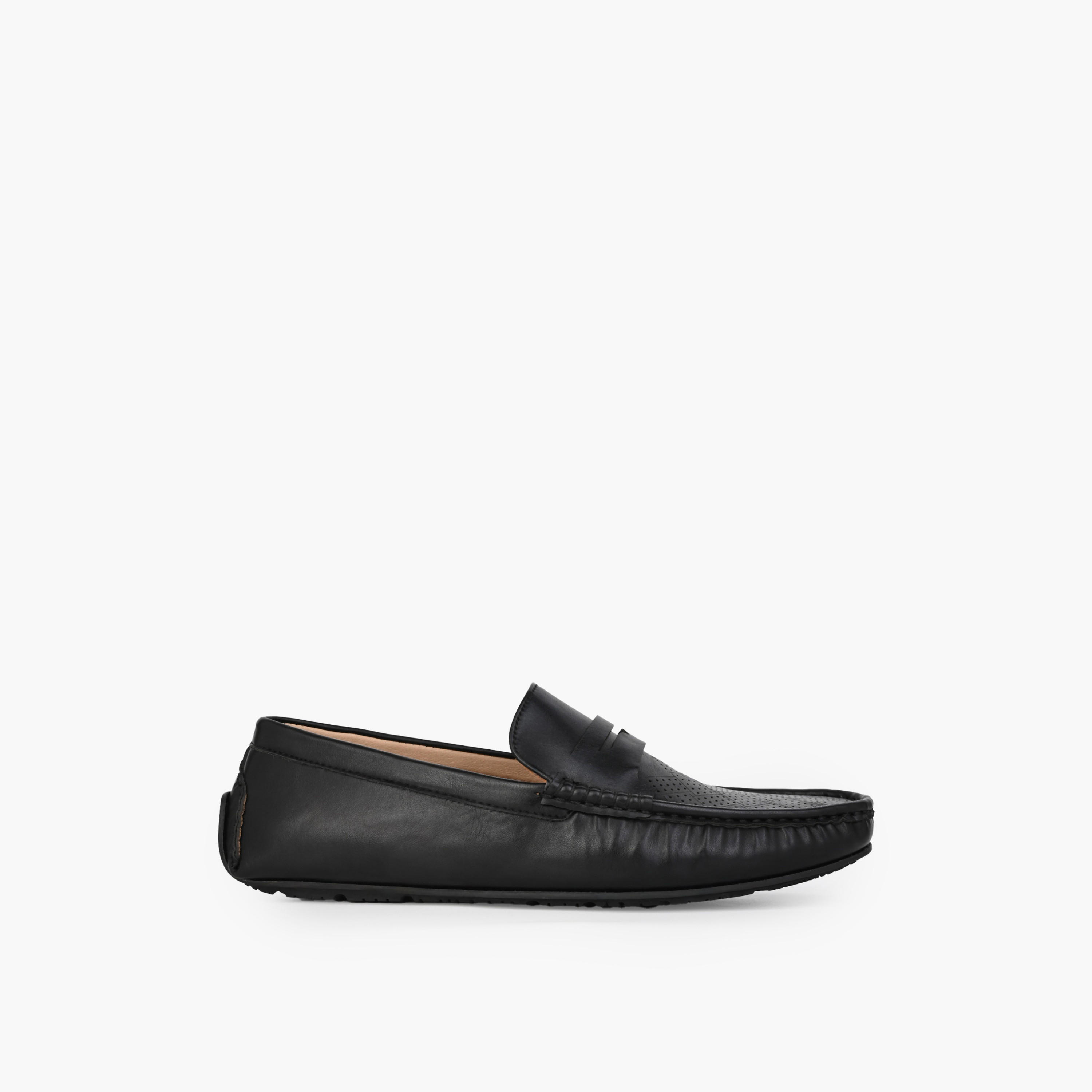 حذاء لوفرز بتصميم مثقب للرجال من أل بي أل من شو إكسبريس-men-shoes-loafersandmoccasins-image-8