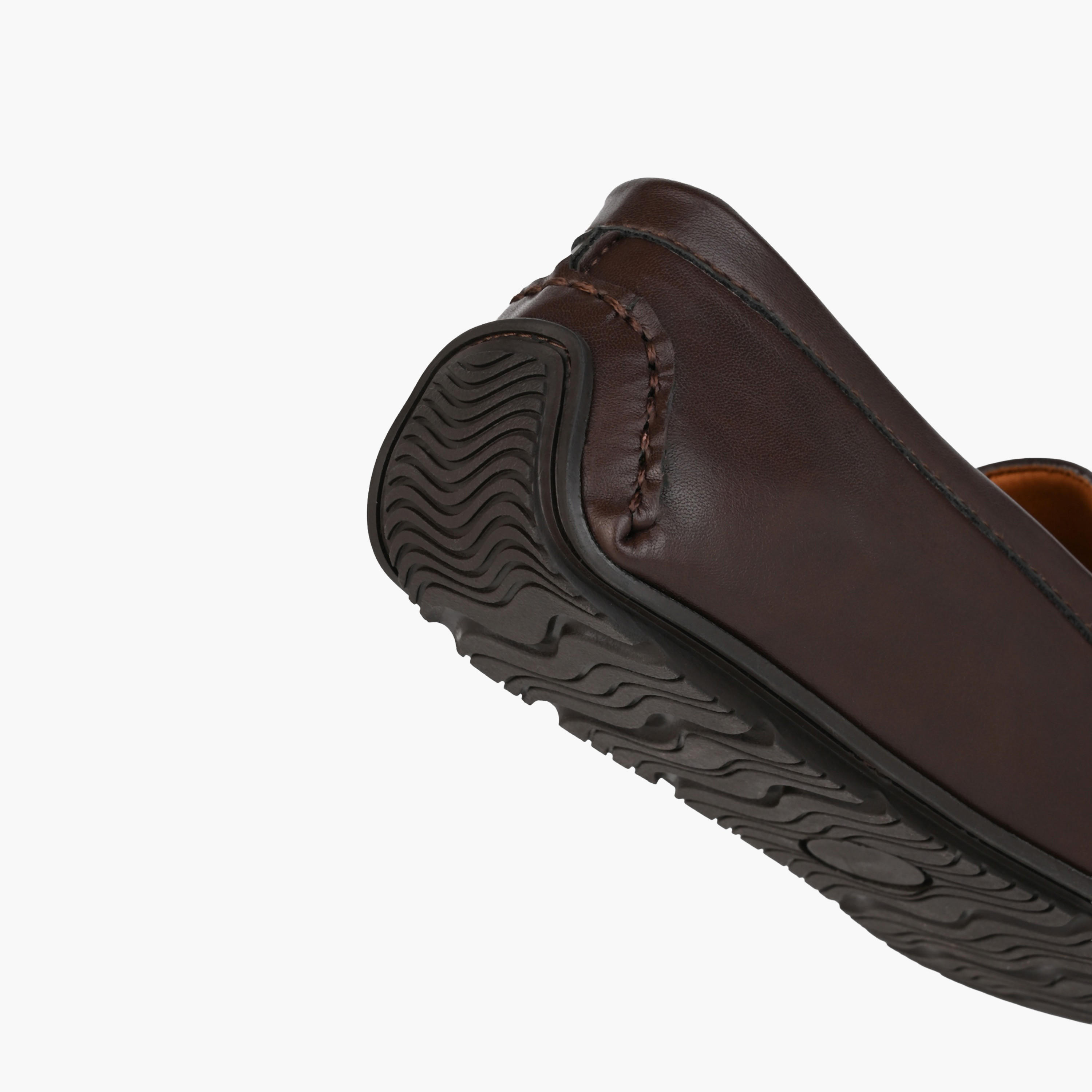 حذاء لوفرز بتصميم مثقب للرجال من أل بي أل من شو إكسبريس-men-shoes-loafersandmoccasins-image-5