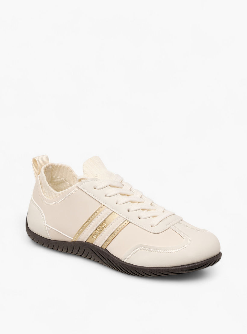 حذاء سنيكرز برباط إغلاق مع لسان سحب من ميسي-women-shoes-sneakers-image-2