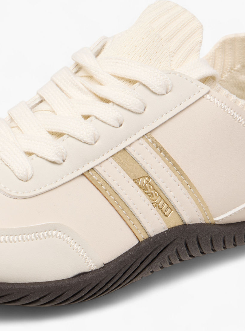 حذاء سنيكرز برباط إغلاق مع لسان سحب من ميسي-women-shoes-sneakers-image-4
