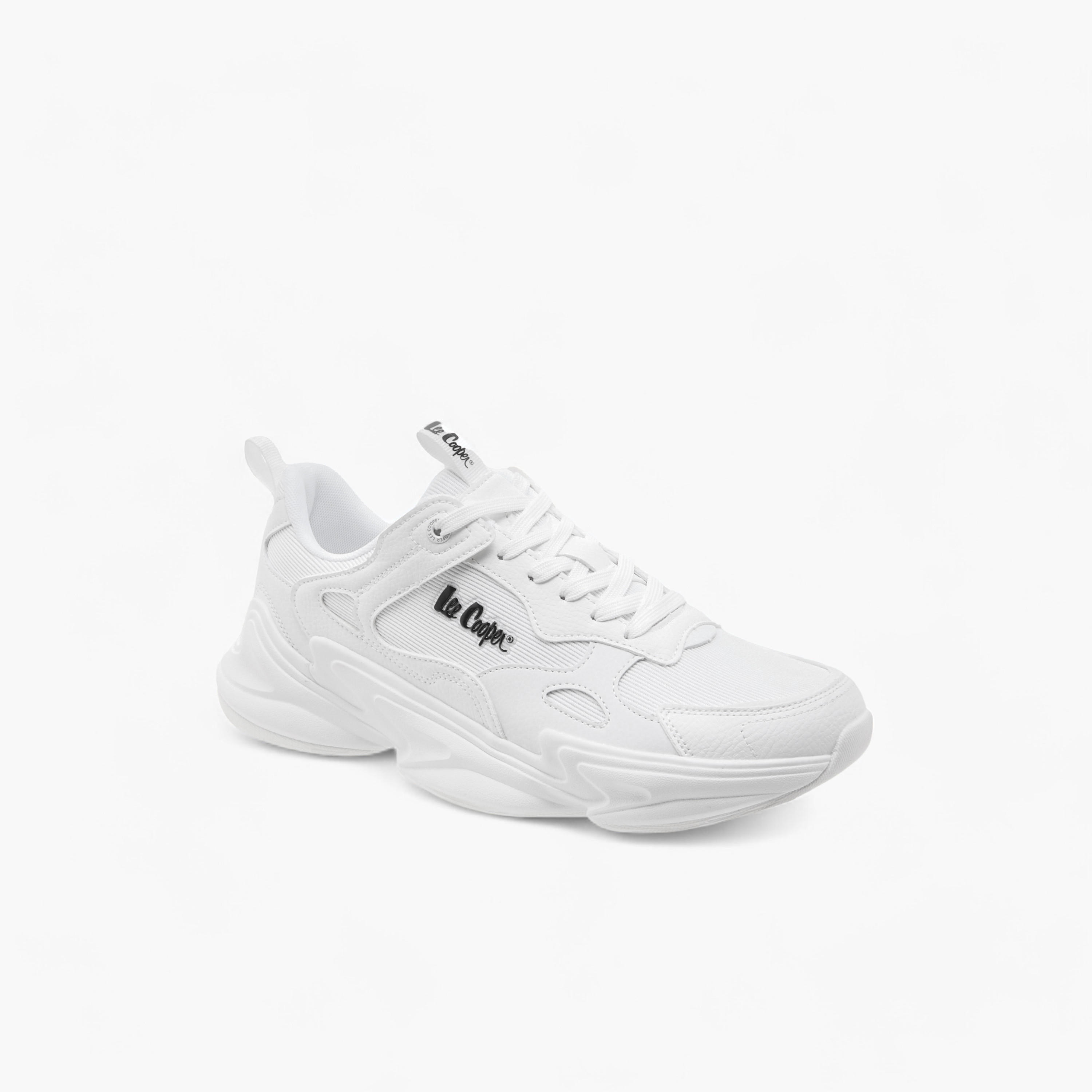 حذاء رياضي بألواح ورباط إغلاق للرجال من لي كوبر-sports-men-shoes-image-2