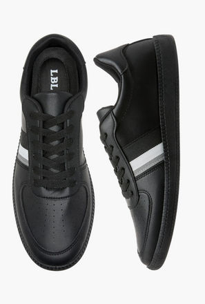 حذاء سنيكرز متعدد التصاميم برباط إغلاق من إل بي إل من شو إكسبريس-men-shoes-sneakers-image-1