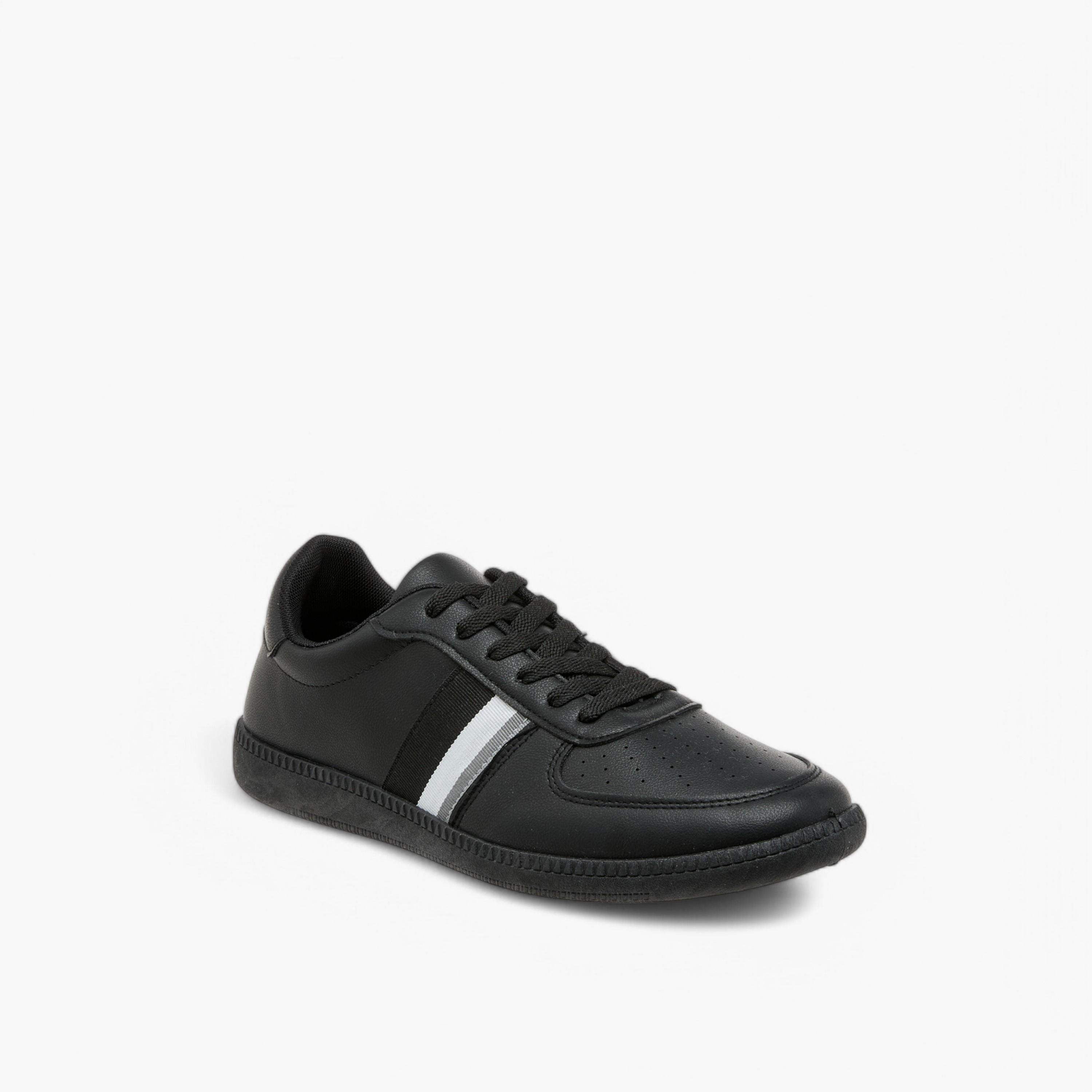حذاء سنيكرز متعدد التصاميم برباط إغلاق من إل بي إل من شو إكسبريس-men-shoes-sneakers-image-2