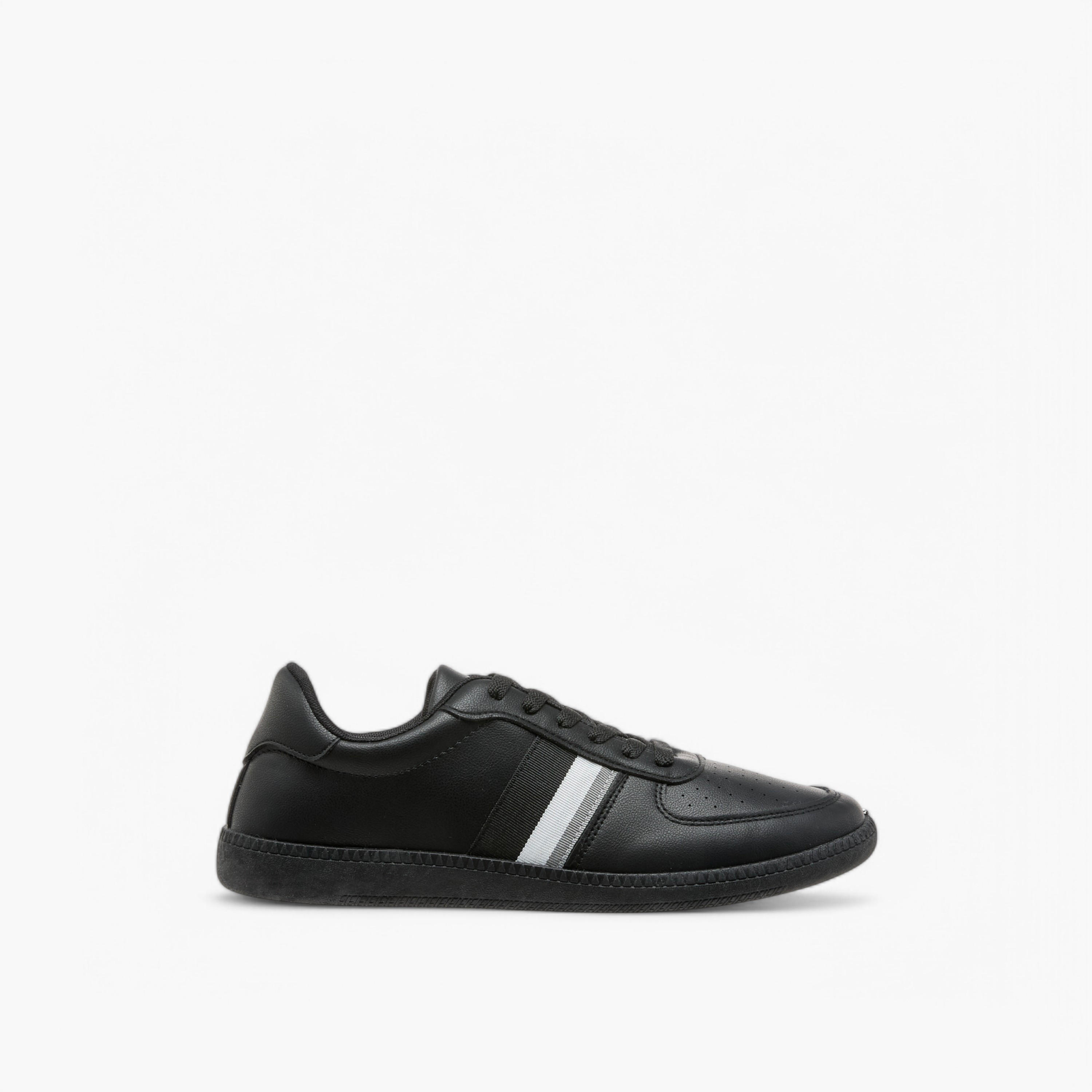 حذاء سنيكرز متعدد التصاميم برباط إغلاق من إل بي إل من شو إكسبريس-men-shoes-sneakers-image-3