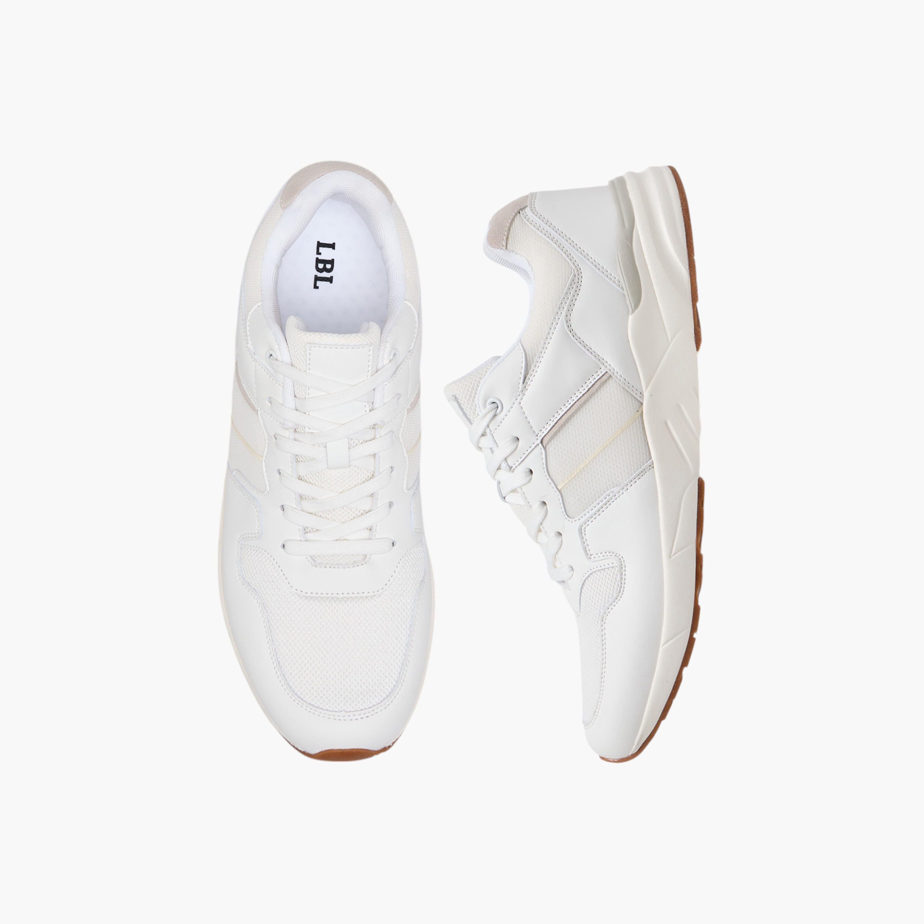 حذاء سنيكرز بِألواح ورباط إغلاق من إل بي إل من شو إكسبرس-men-shoes-sneakers-image-1