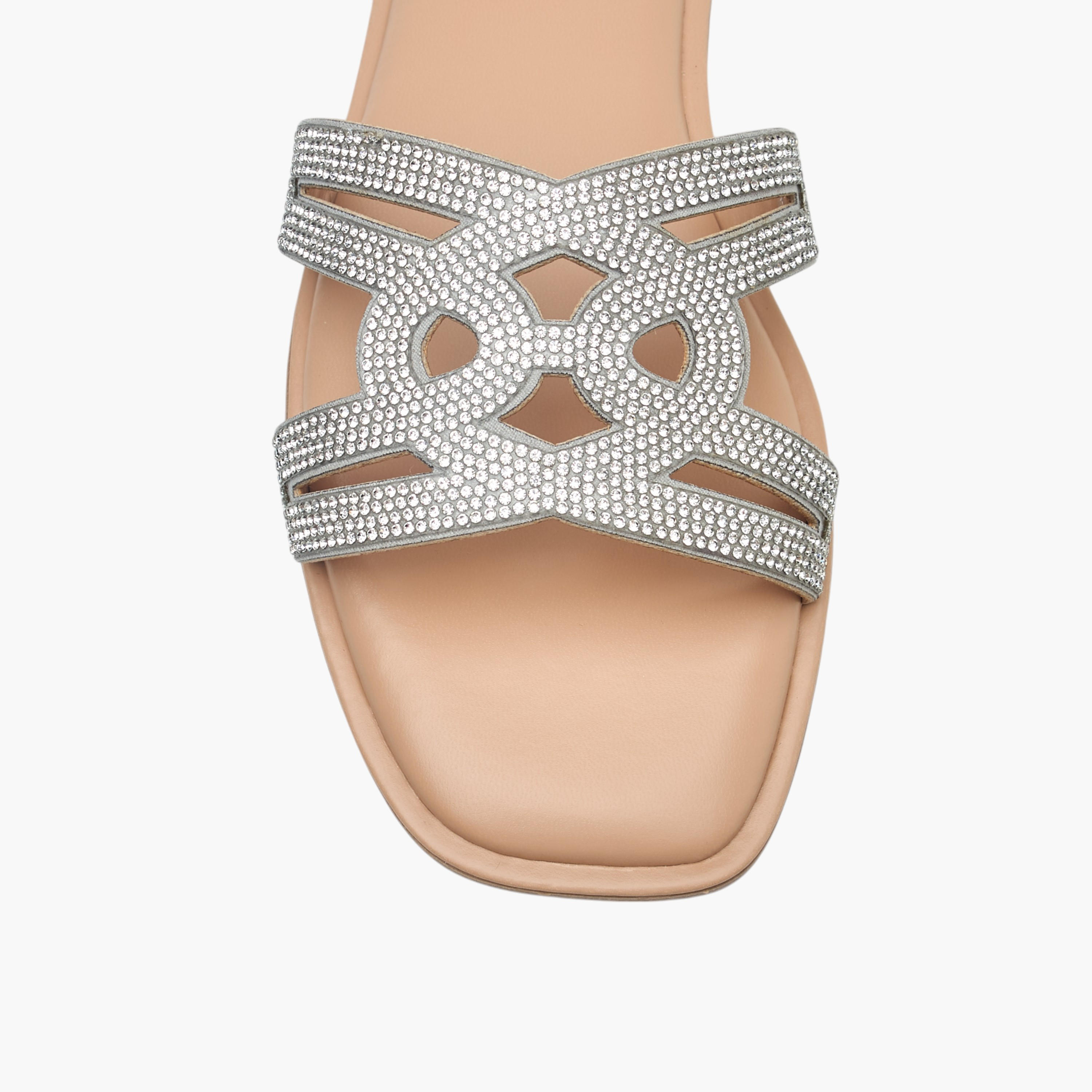 صندل مرصع سهل الارتداء بحزام للنساء من سيليست-women-shoes-flats-sandals-image-9