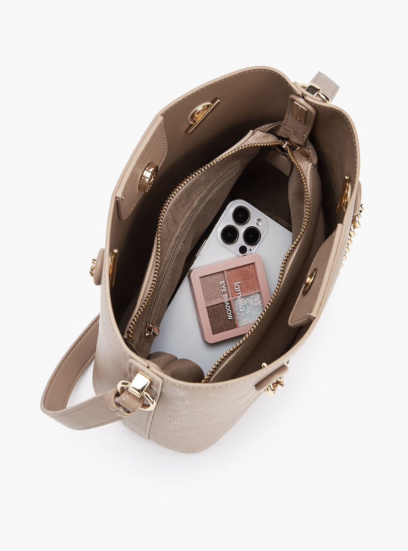شنطة كتف مفرّغة بالليزر مع حزام سلسلة من فلورا بيلا-women-bagsandwallets-handbags-image-7