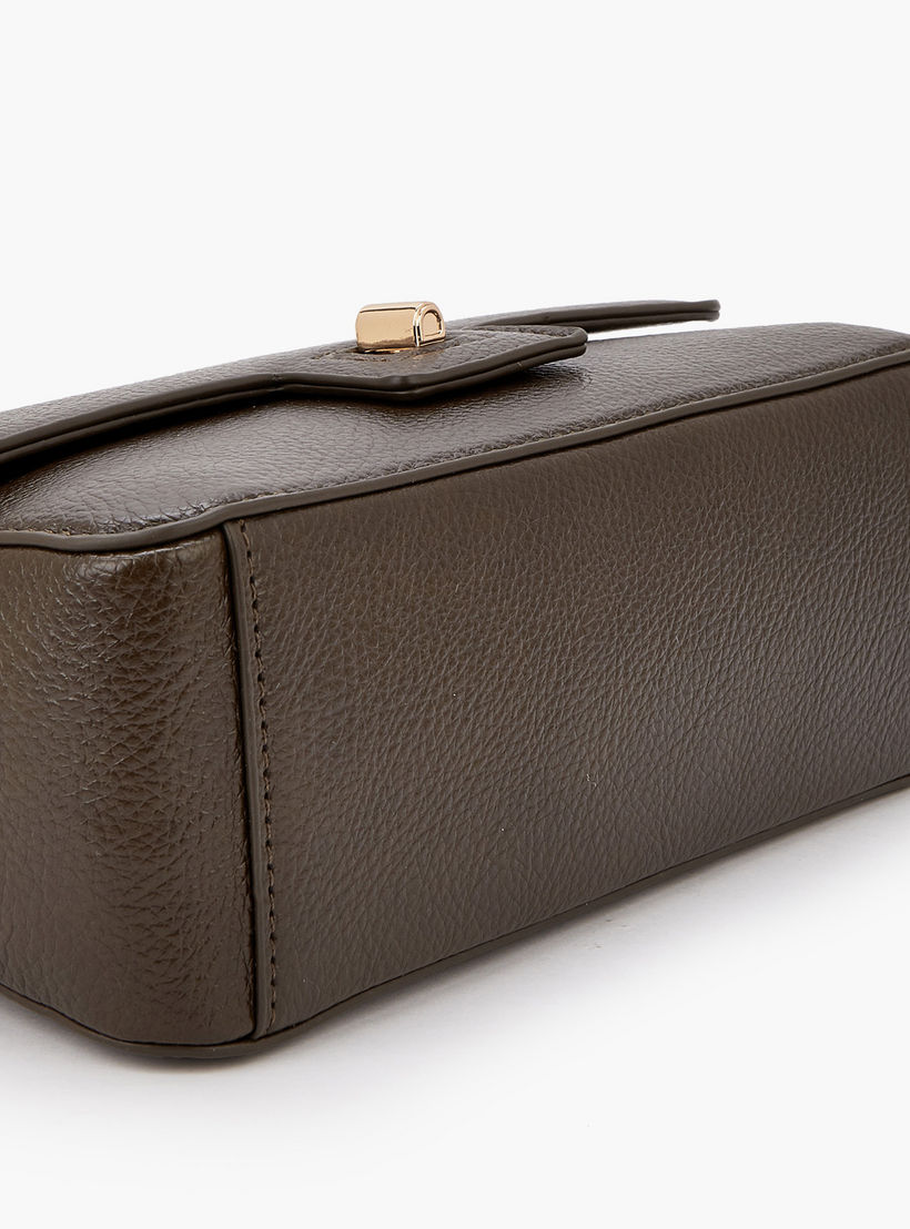 شنطة كروس بودي سادة بحزام سلسلة قابلة للفصل من فلورا بيلا-women-bagsandwallets-handbags-image-6