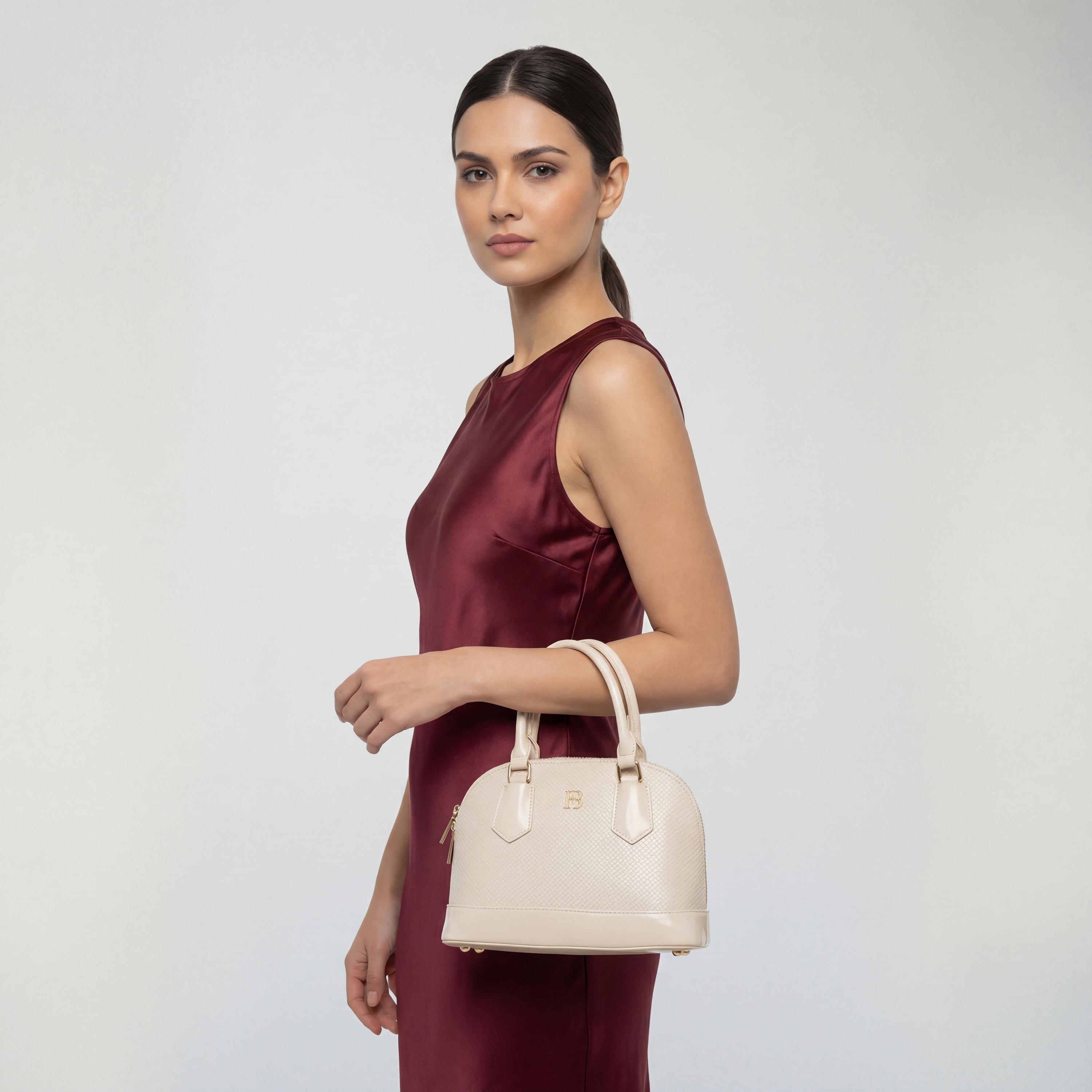 شنطة بارزة الملمس بتصميم قبة وحزام قابل للفصل من فلورا بيلا-women-bagsandwallets-handbags-image-2
