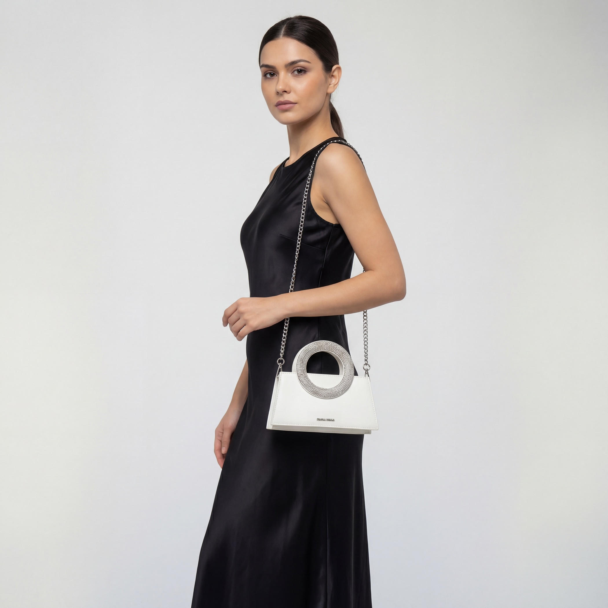 شنطة كروس بودي مزينة بالأحجار بحزام سلسلة من فلورا بيلا-women-bagsandwallets-handbags-image-2