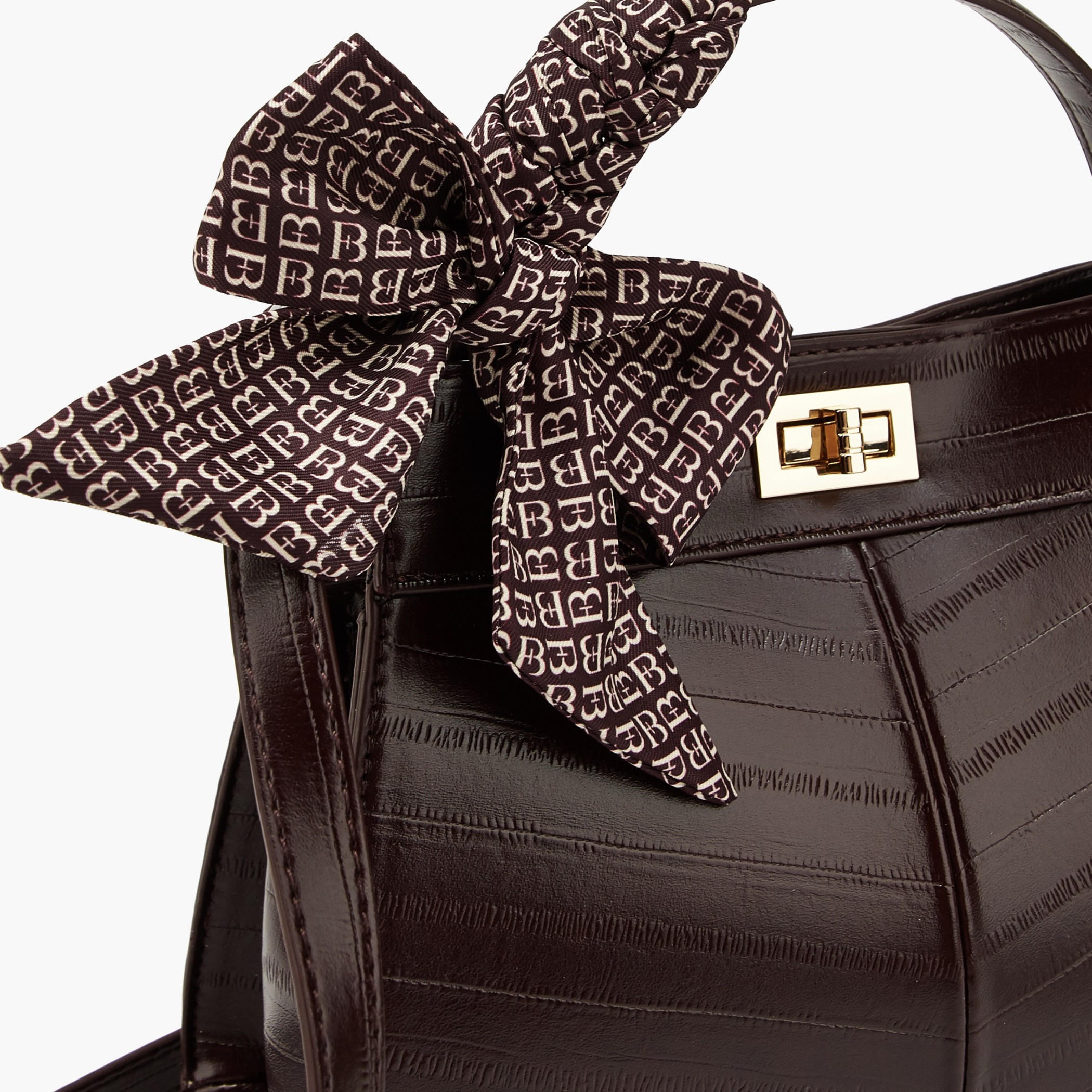 شنطة ساتشيل بارزة الملمس مع وشاح من فلورا بيلا-women-bagsandwallets-handbags-image-3