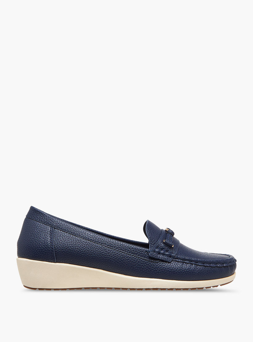 Le Confort Metal Accent Comfort Loafers with Wedge Heels-women-shoes-loafersandmoccasins-image-3