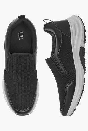 حذاء سنيكرز سهل الارتداء بألسنة سحب من إل بي إل من شو إكسبرس-men-shoes-sneakers-image-1