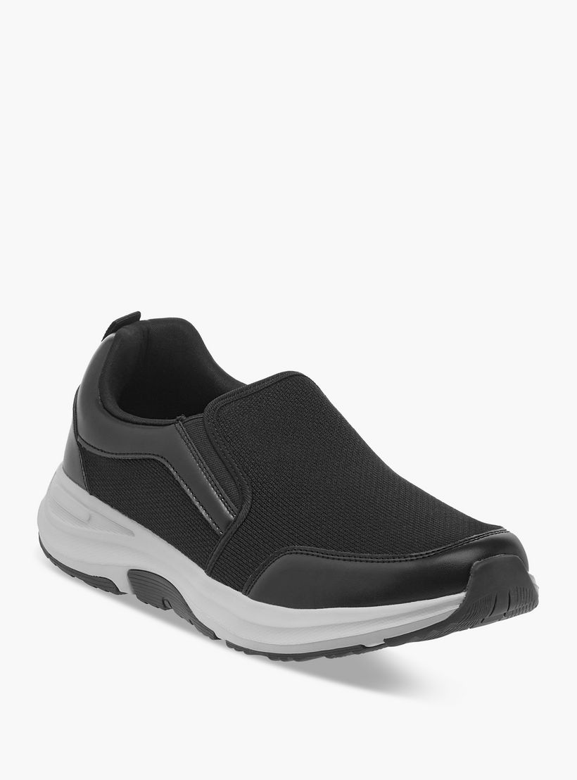 حذاء سنيكرز سهل الارتداء بألسنة سحب من إل بي إل من شو إكسبرس-men-shoes-sneakers-image-2