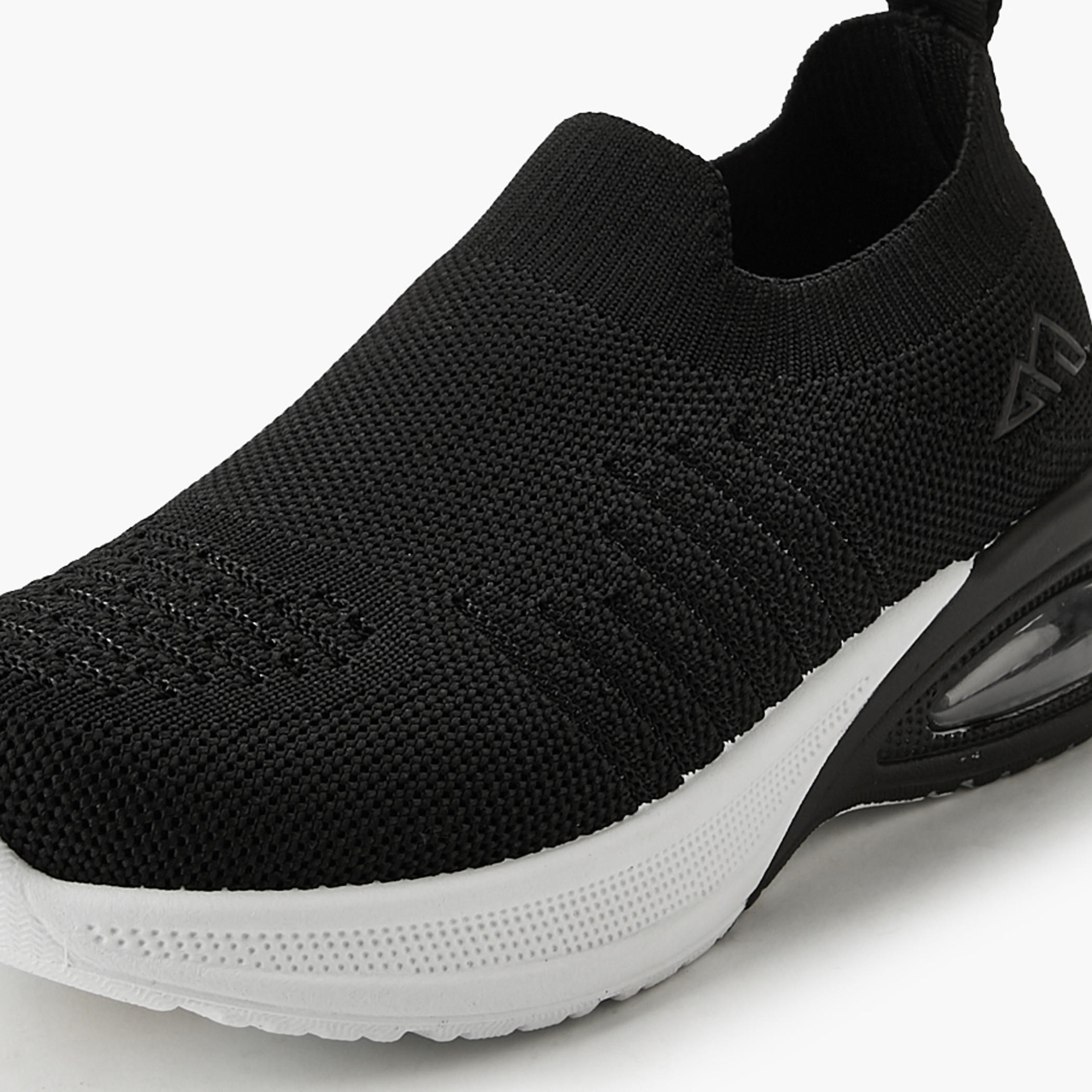 Oaklan by Shoexpress Boys Slip-On Sports Shoes-boys-shoes-sports-image-4