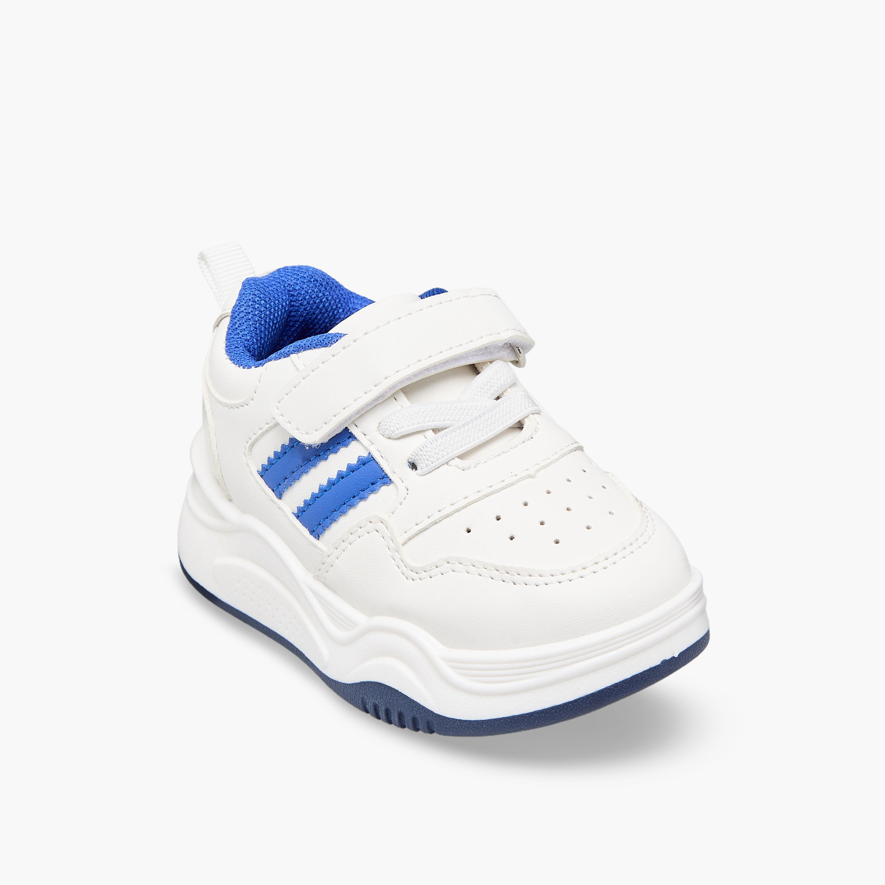 حذاء سنيكرز طول الكاحل بشريط إغلاق لاصق للأولاد من إل بي إل من شو إكسبرس-boys-shoes-sneakers-image-2
