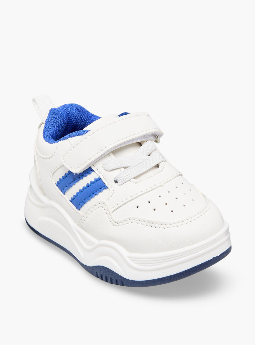 حذاء سنيكرز طول الكاحل بشريط إغلاق لاصق للأولاد من إل بي إل من شو إكسبرس-boys-shoes-sneakers-image-2