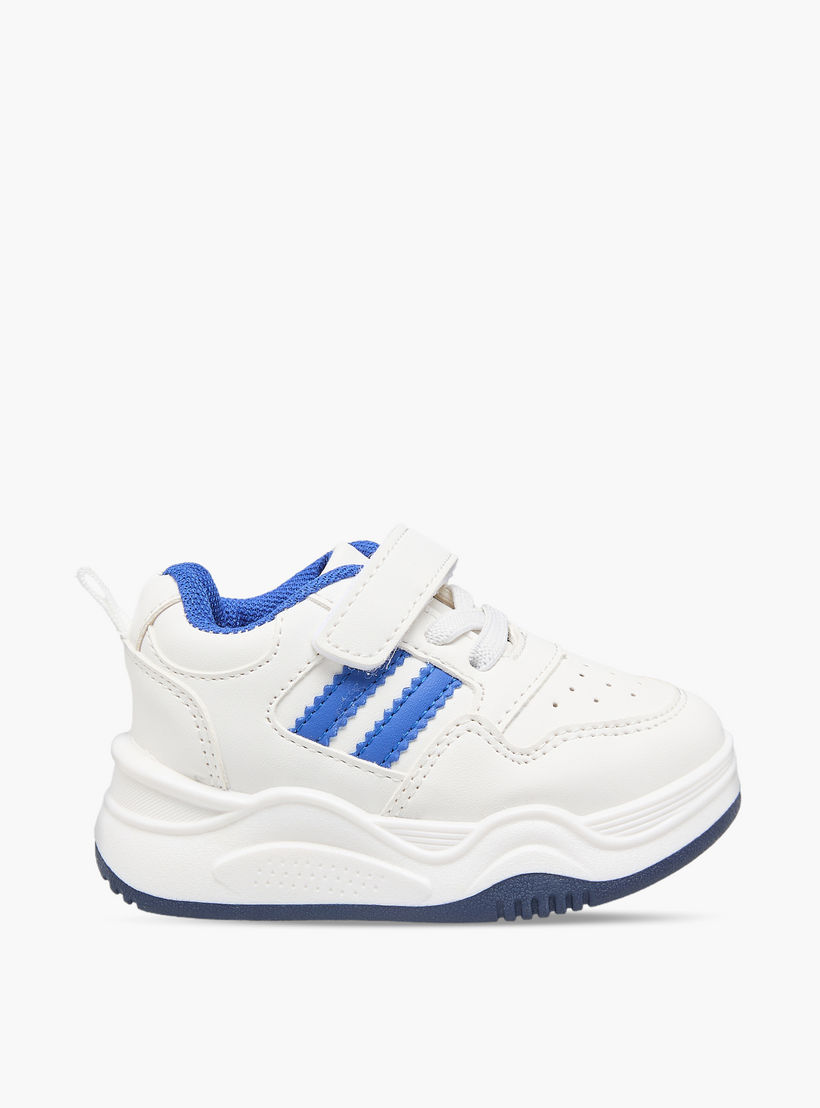حذاء سنيكرز طول الكاحل بشريط إغلاق لاصق للأولاد من إل بي إل من شو إكسبرس-boys-shoes-sneakers-image-3