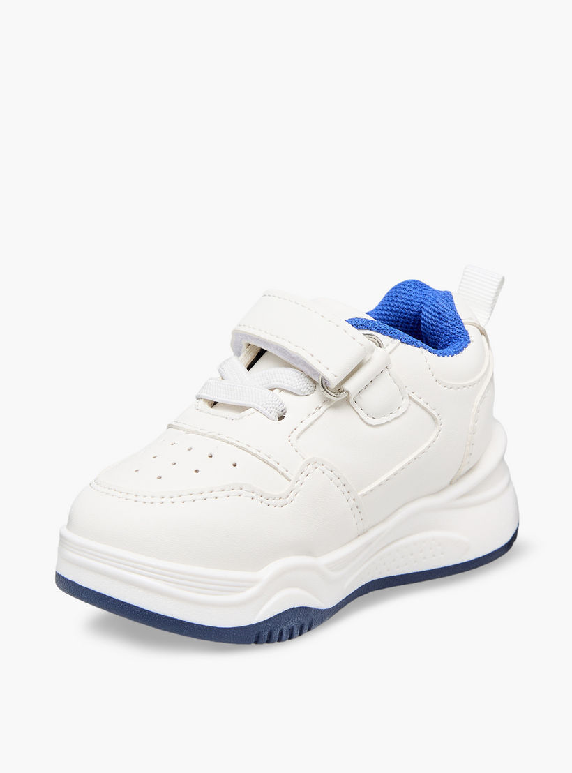 حذاء سنيكرز طول الكاحل بشريط إغلاق لاصق للأولاد من إل بي إل من شو إكسبرس-boys-shoes-sneakers-image-4