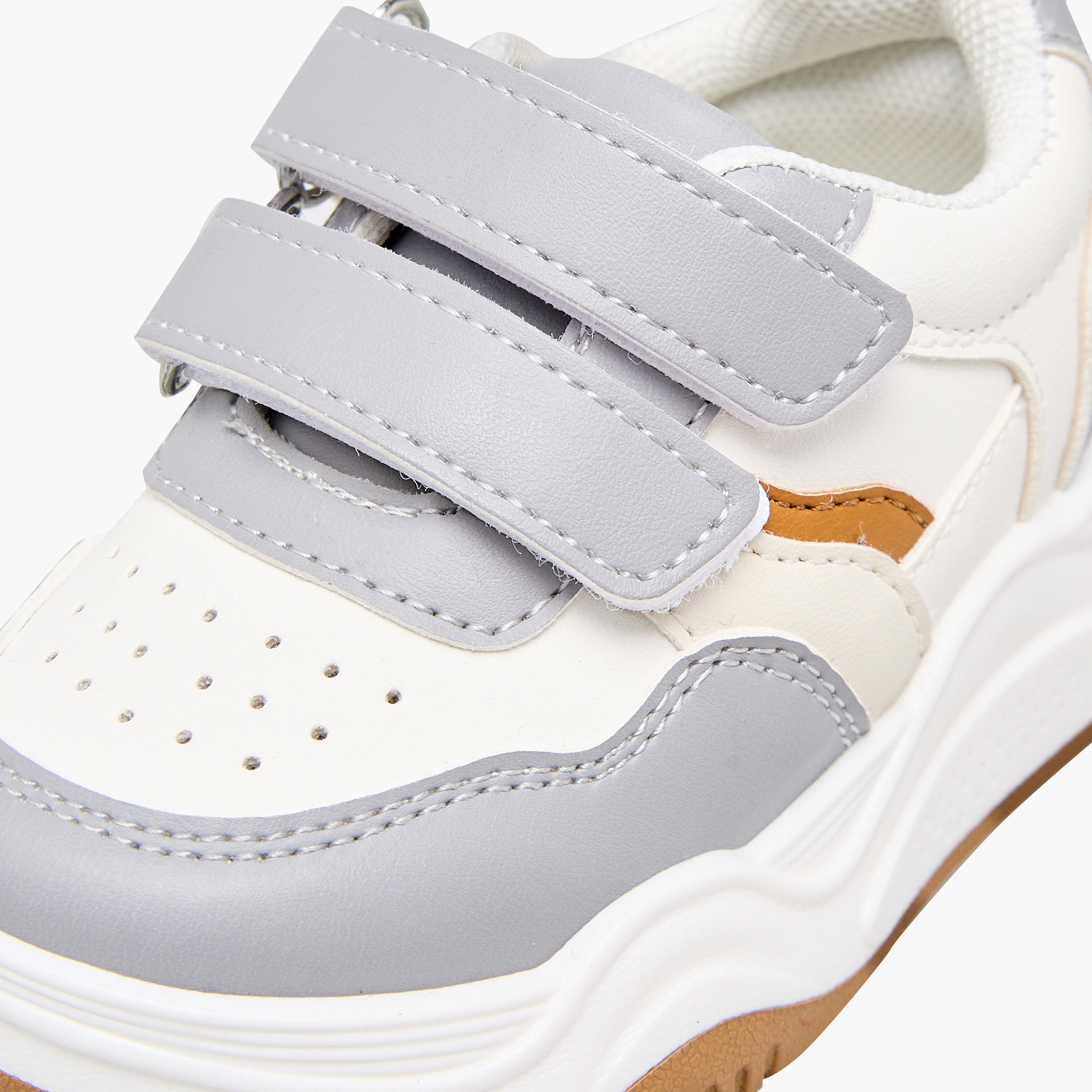 حذاء سنيكرز طول الكاحل بشريط إغلاق لاصق للأولاد من إل بي إل من شو إكسبرس-boys-shoes-sneakers-image-7