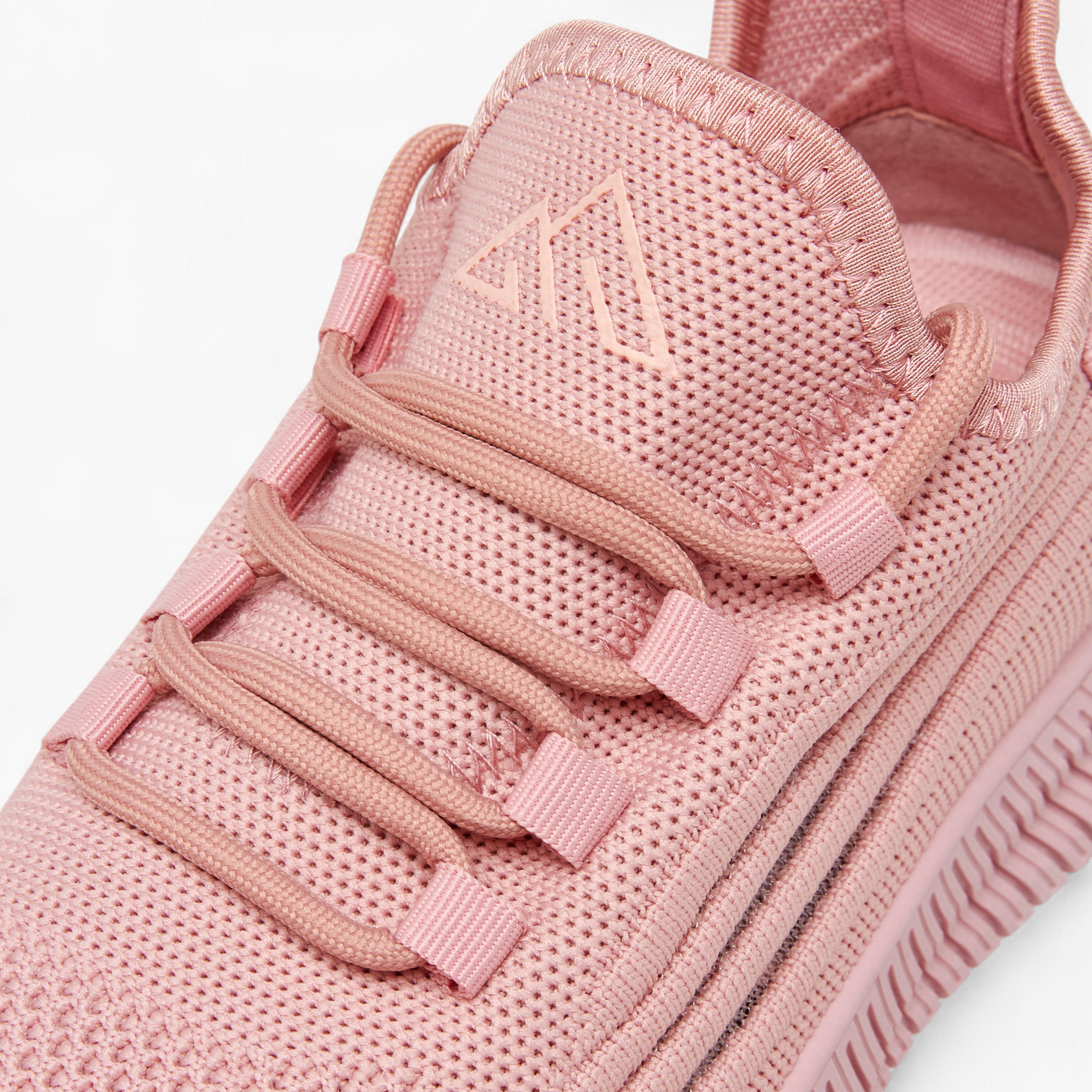 حذاء رياضي نسائي بارز الملمس من أوكلان من شو إكسبريس-women-shoes-sneakers-image-4