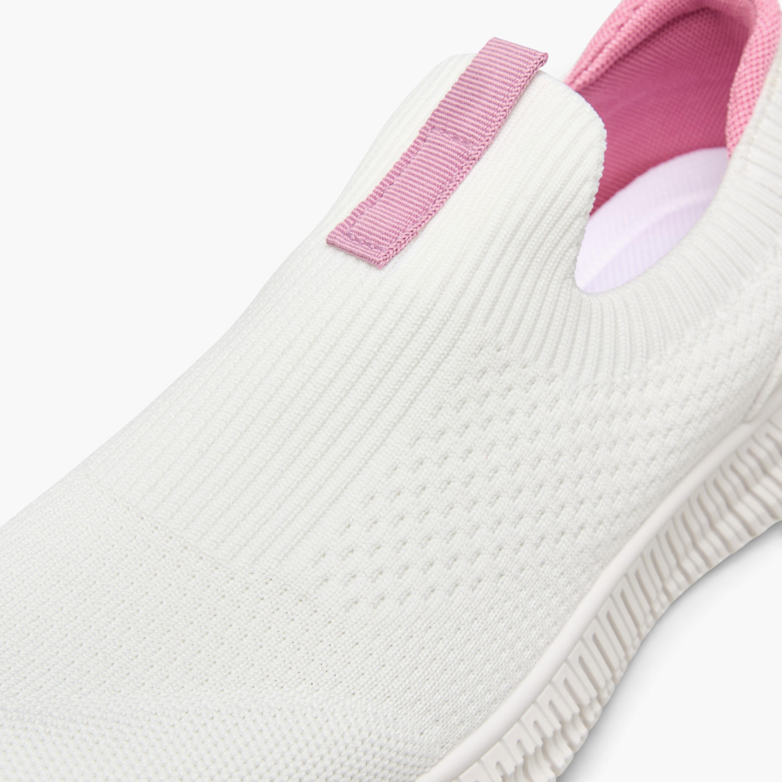 حذاء رياضي سهل الارتداء للنساء من أوكلان من شو إكسبريس-women-shoes-sports-image-4