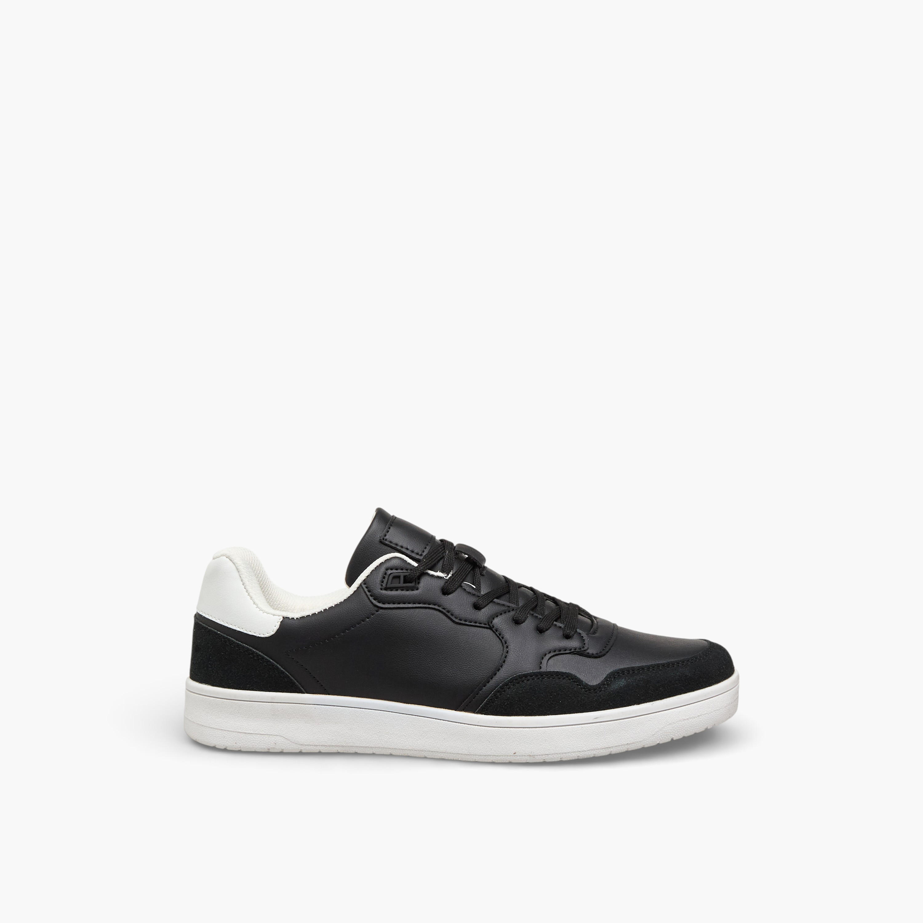 حذاء سنيكرز برباط للرجال إل بي إل من شو إكسبريس-men-shoes-sneakers-image-3