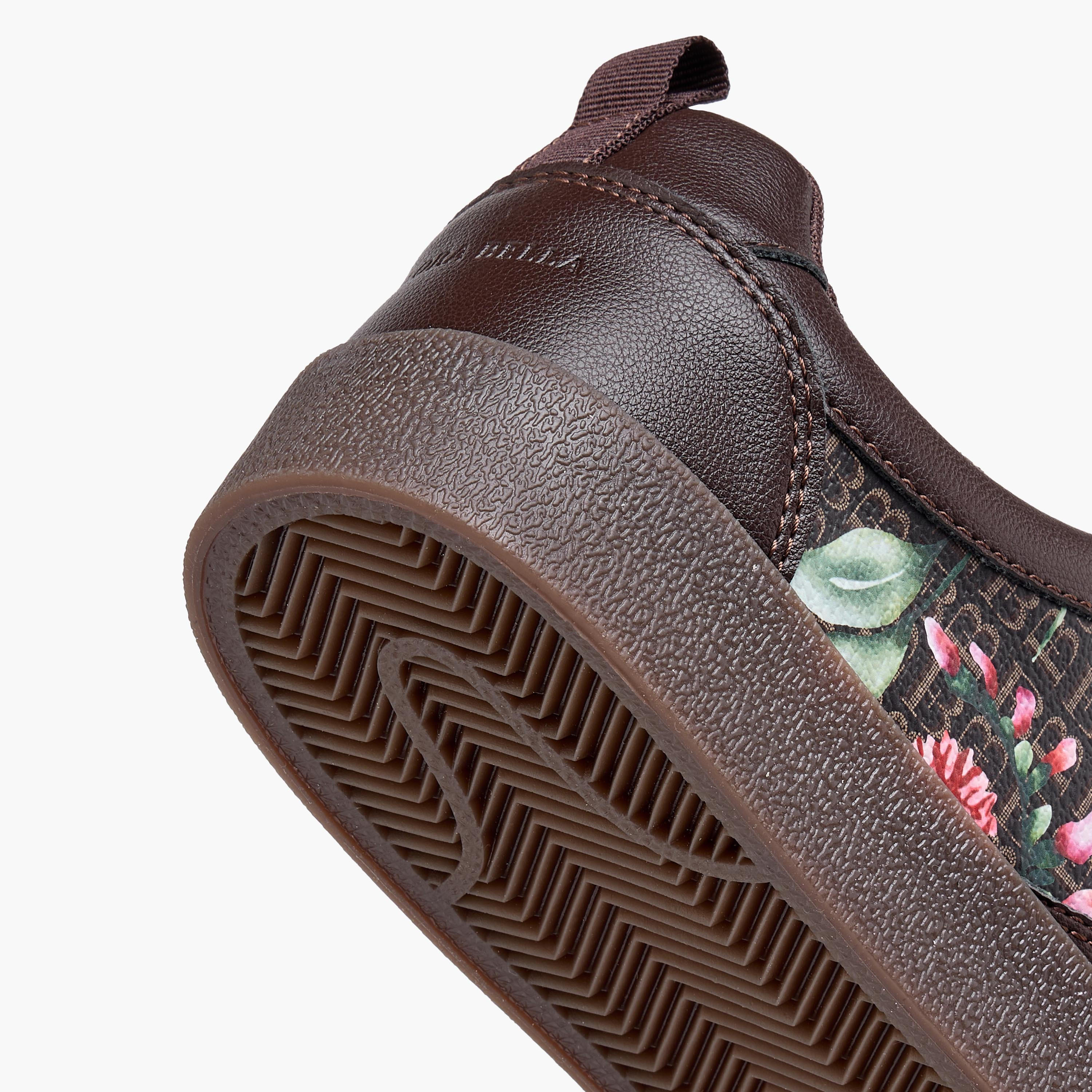 حذاء سنيكرز برباط إغلاق بطول الكاحل للنساء من فلورا بيلا-women-shoes-sneakers-image-6
