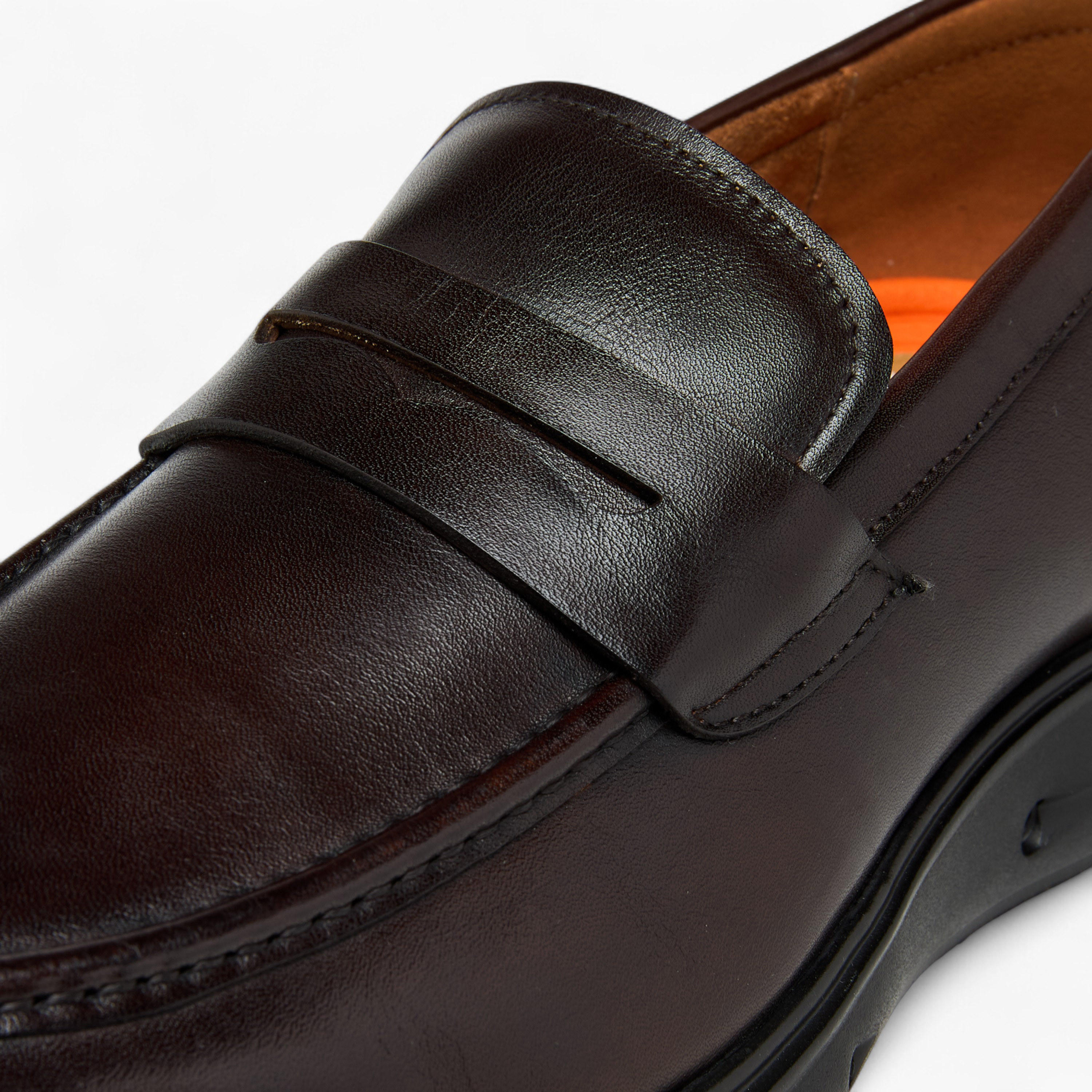 Le Confort Men Solid Slip-On Leather Loafers-men-shoes-loafersandmoccasins-image-4